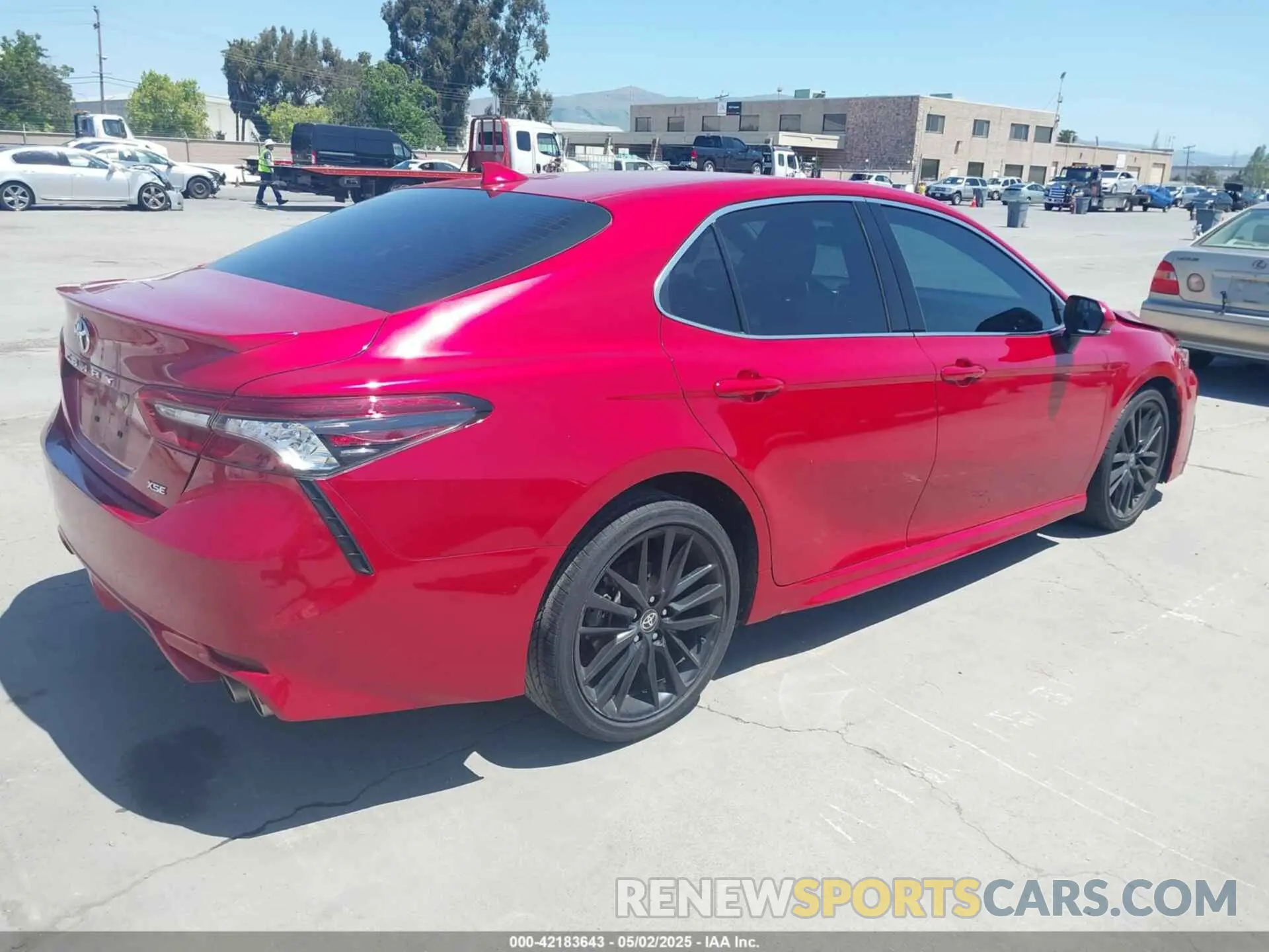 4 fotografías del automóvil dañado 4T1K61AK8MU429569 TOYOTA CAMRY 2021