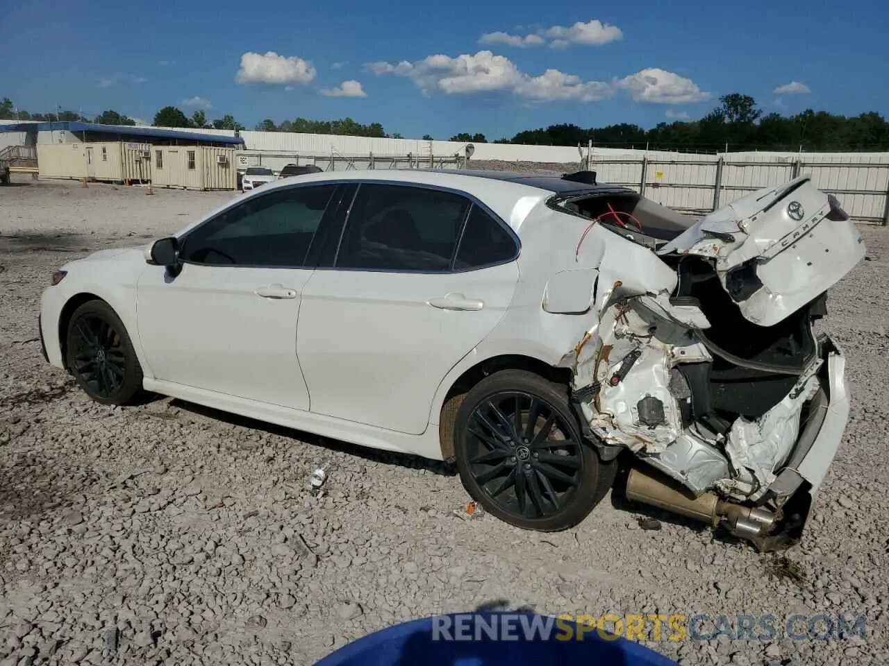 2 fotografías del automóvil dañado 4T1K61AK8MU543992 TOYOTA CAMRY 2021