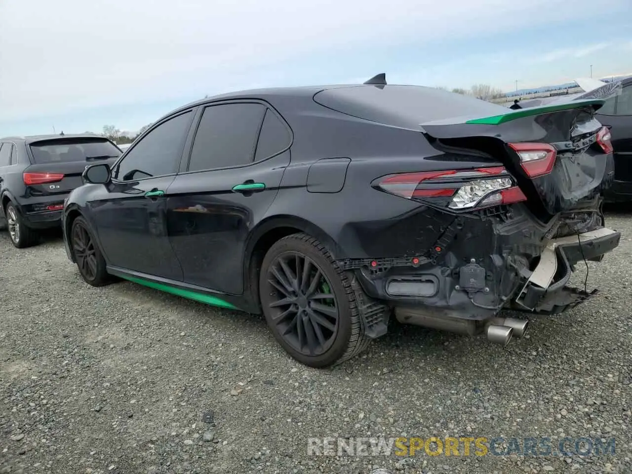 2 fotografías del automóvil dañado 4T1K61AK8MU588558 TOYOTA CAMRY 2021
