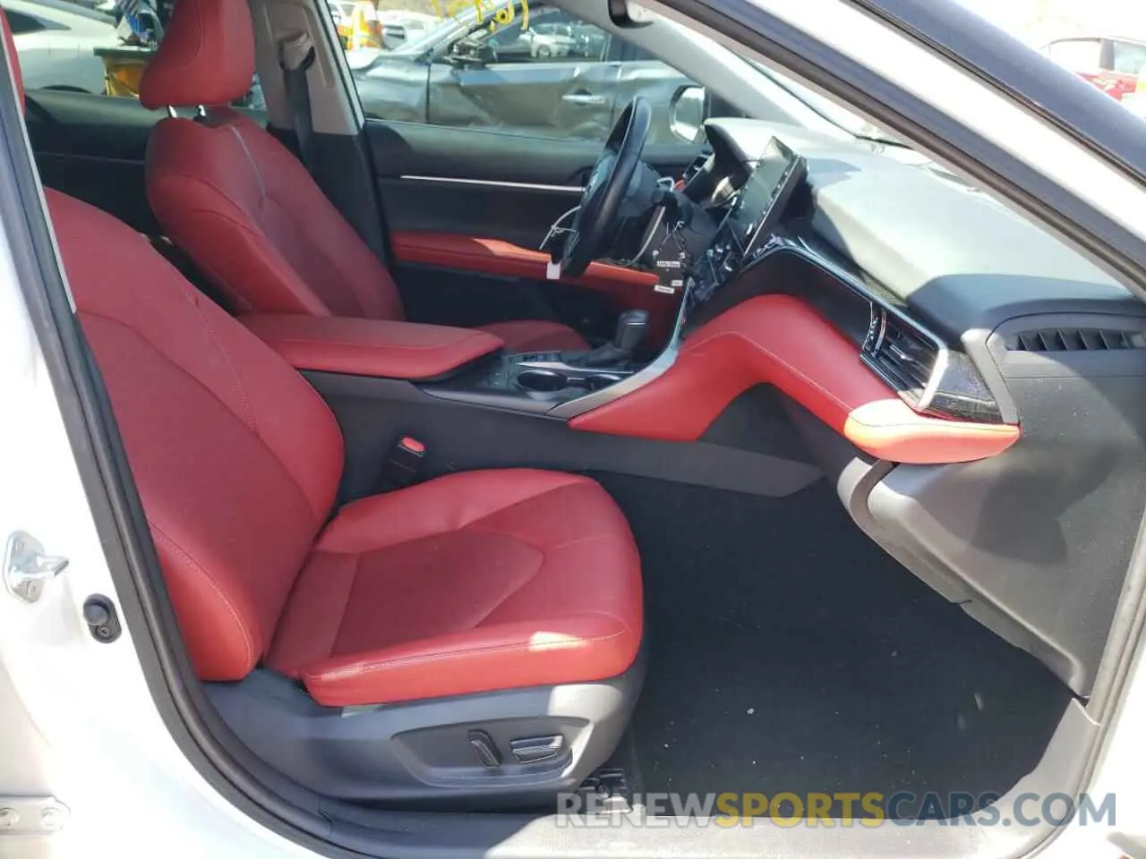 5 fotografías del automóvil dañado 4T1K61AK9MU476691 TOYOTA CAMRY 2021