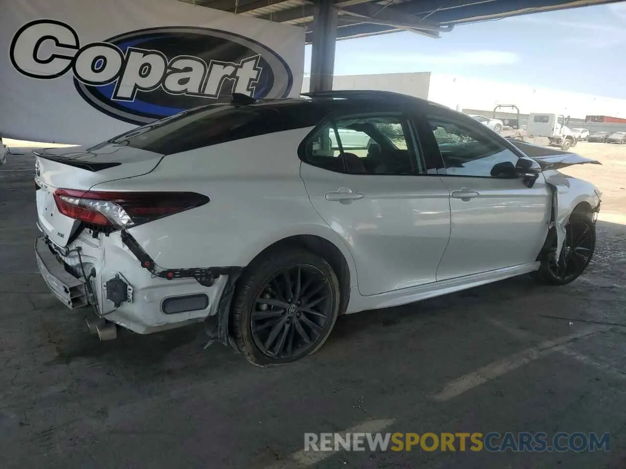 3 fotografías del automóvil dañado 4T1K61AK9MU482880 TOYOTA CAMRY 2021