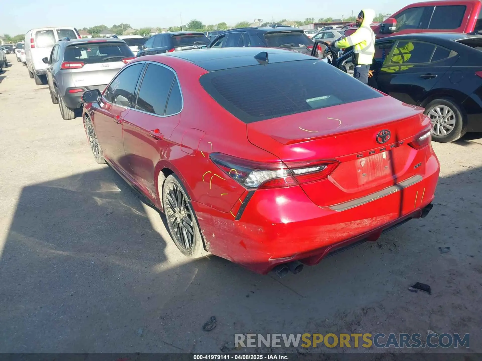 3 fotografías del automóvil dañado 4T1K61AK9MU492907 TOYOTA CAMRY 2021