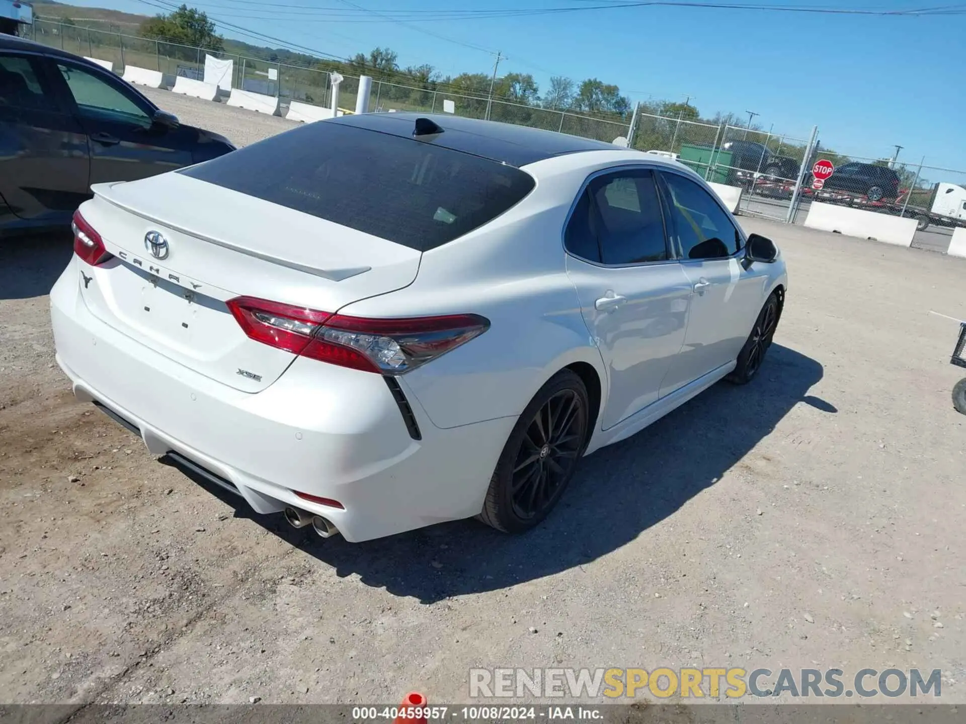 4 fotografías del automóvil dañado 4T1K61AK9MU522861 TOYOTA CAMRY 2021