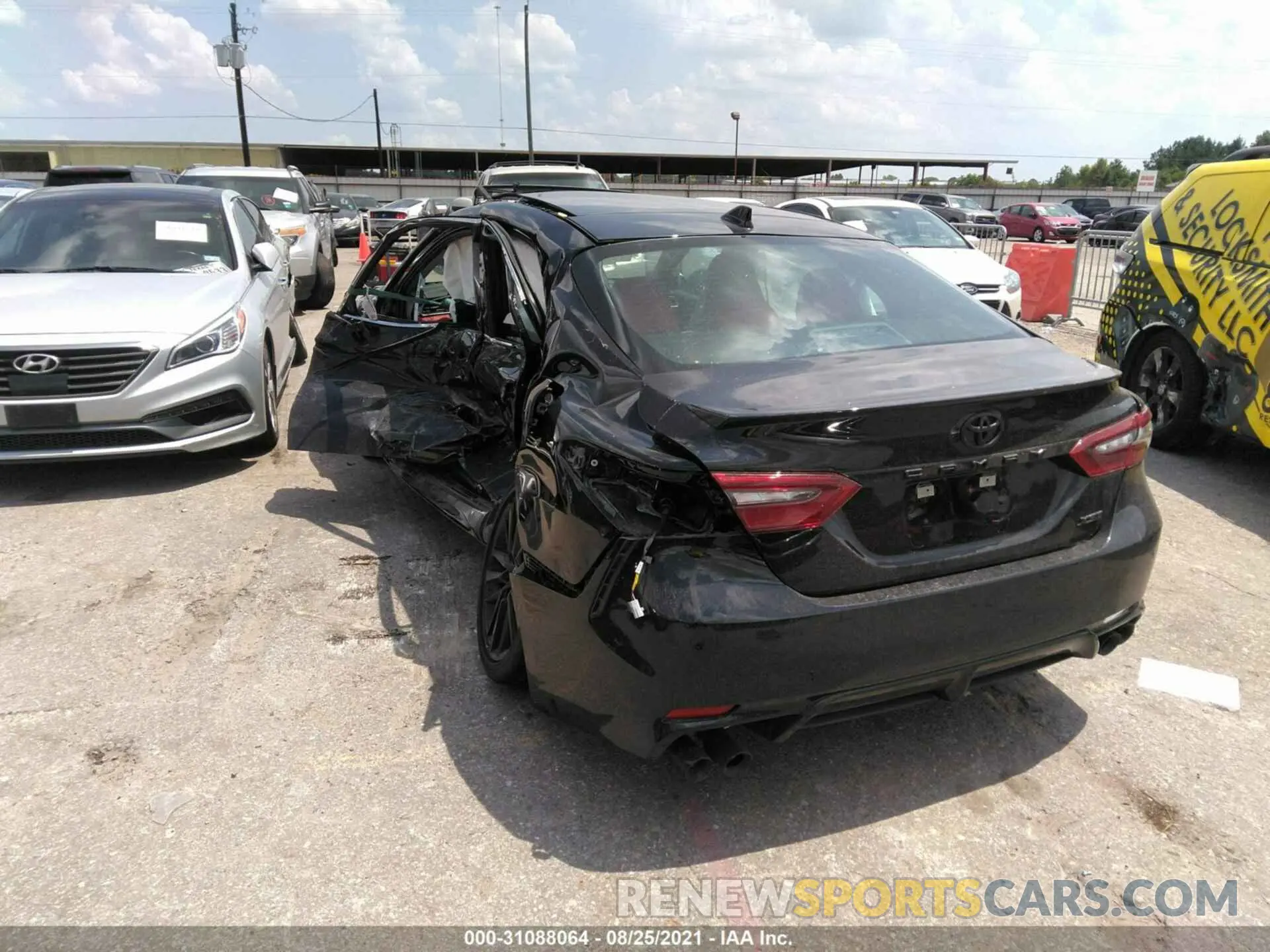 3 fotografías del automóvil dañado 4T1K61AK9MU604766 TOYOTA CAMRY 2021