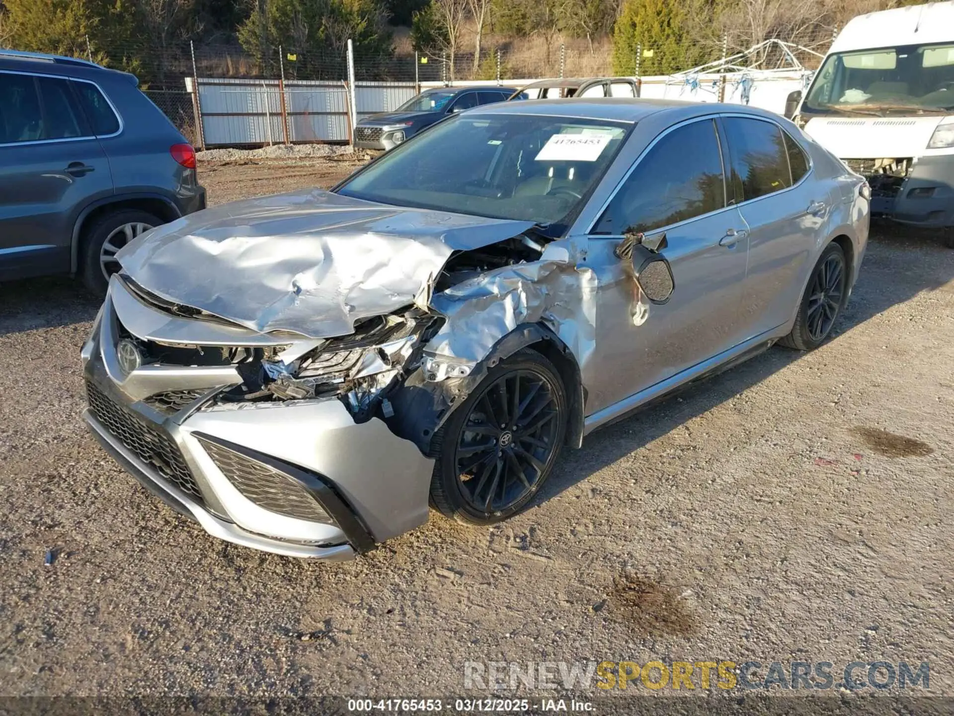 2 fotografías del automóvil dañado 4T1K61AKXMU575620 TOYOTA CAMRY 2021