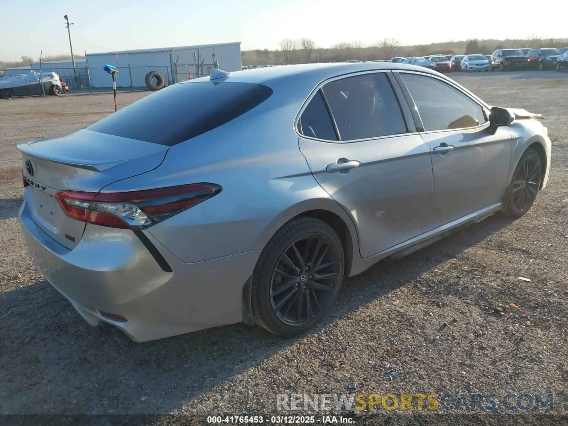 4 fotografías del automóvil dañado 4T1K61AKXMU575620 TOYOTA CAMRY 2021