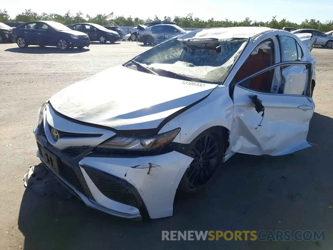2 fotografías del automóvil dañado 4T1K61AKXMU587797 TOYOTA CAMRY 2021