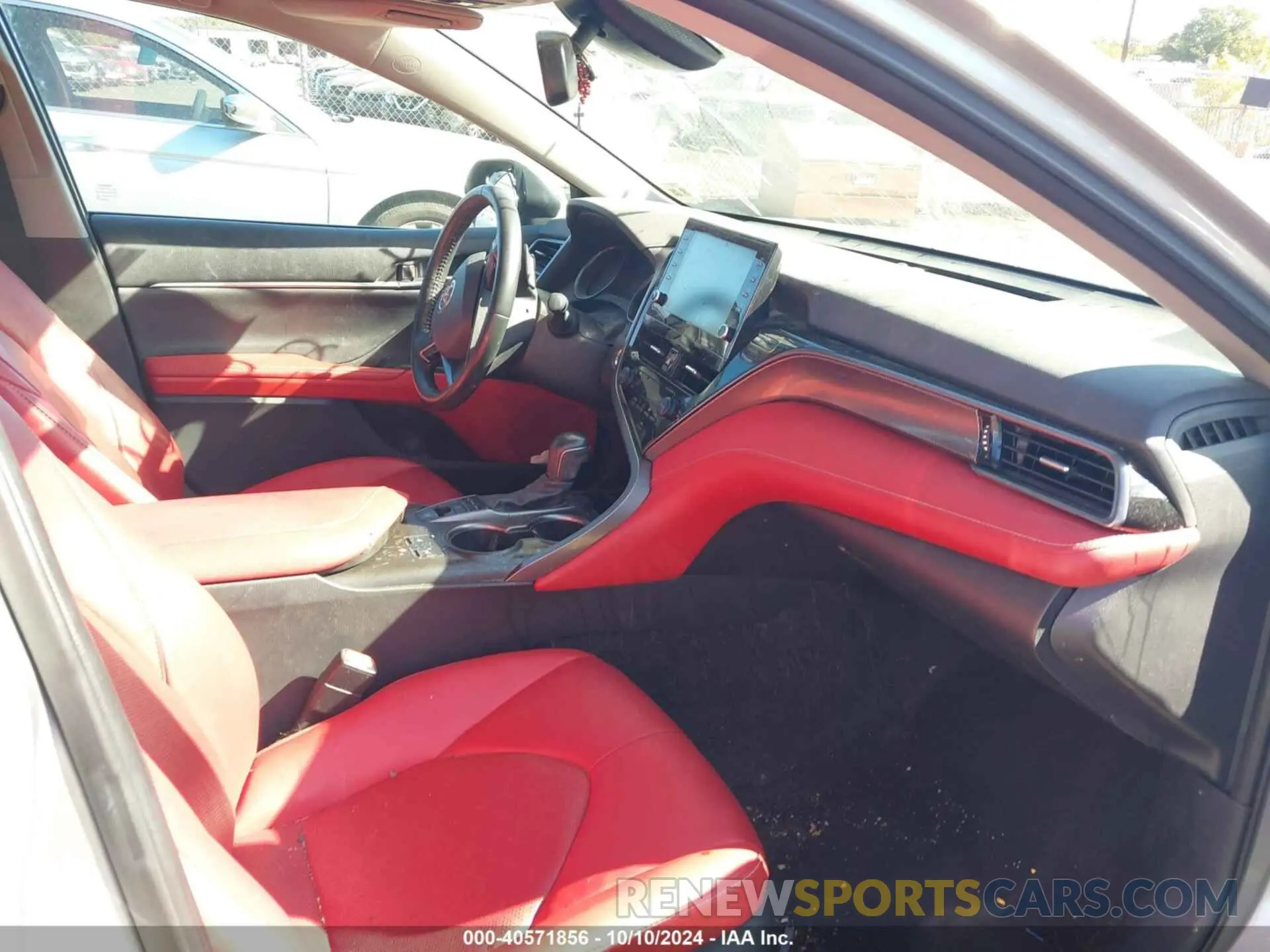 5 fotografías del automóvil dañado 4T1K61BK0MU043176 TOYOTA CAMRY 2021