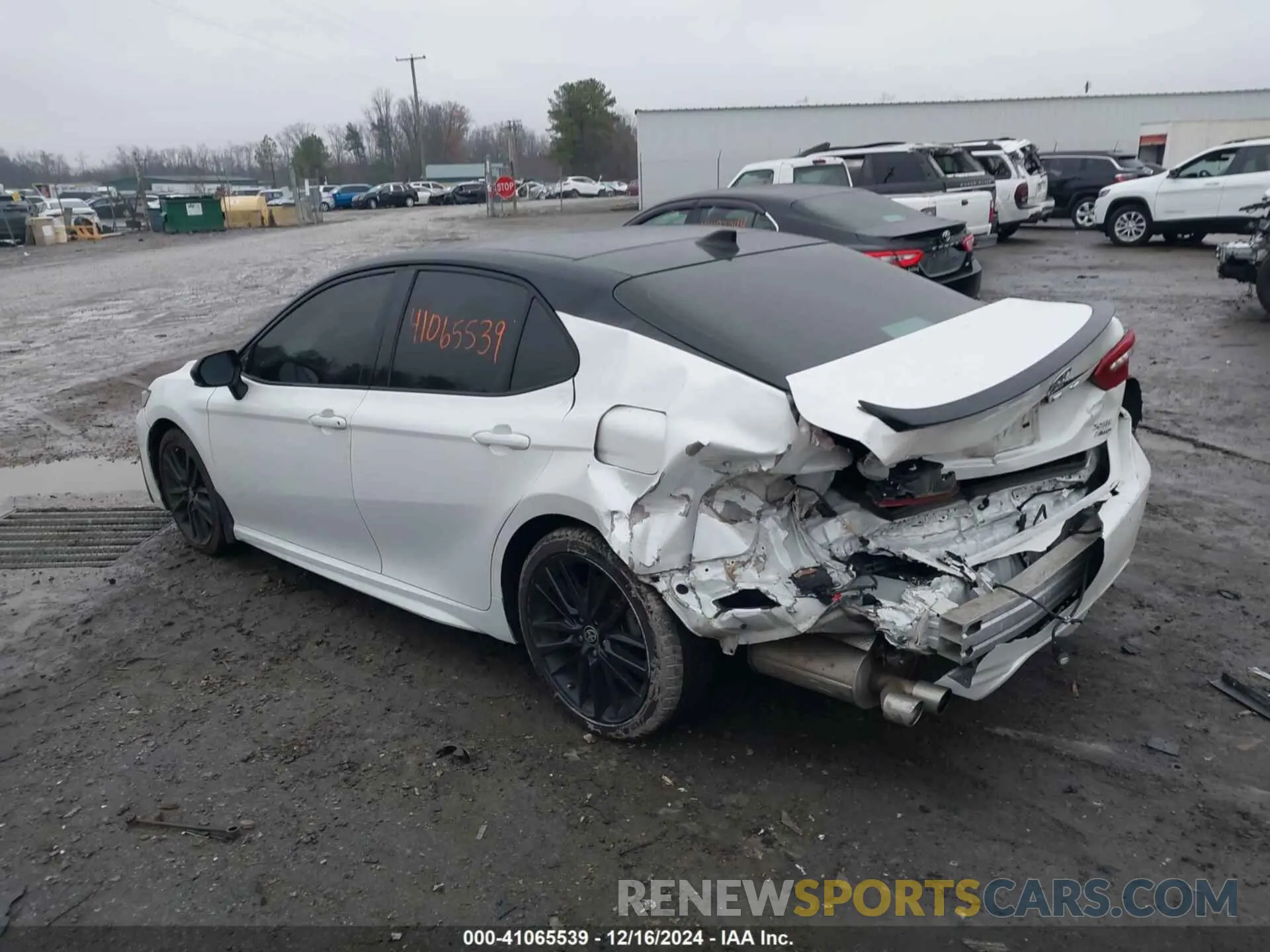 3 fotografías del automóvil dañado 4T1K61BK2MU028257 TOYOTA CAMRY 2021