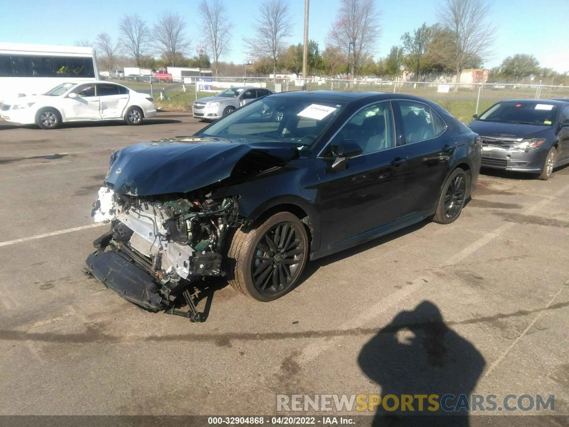 2 fotografías del automóvil dañado 4T1K61BK2MU041302 TOYOTA CAMRY 2021