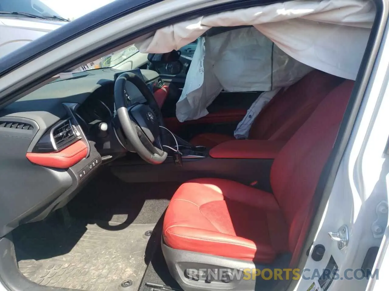 5 fotografías del automóvil dañado 4T1K61BK2MU046984 TOYOTA CAMRY 2021