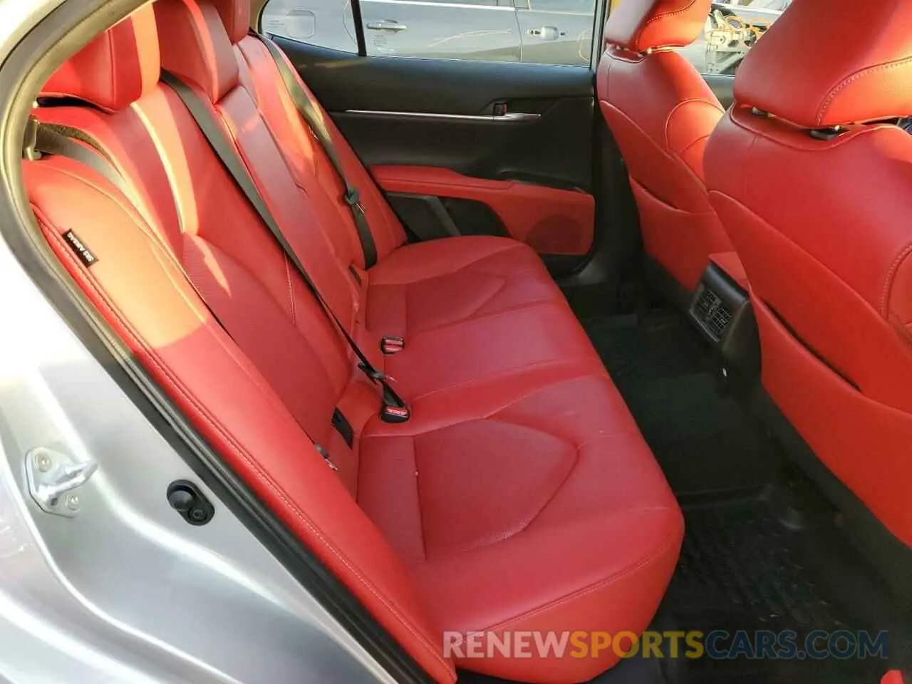 10 fotografías del automóvil dañado 4T1K61BK3MU038862 TOYOTA CAMRY 2021