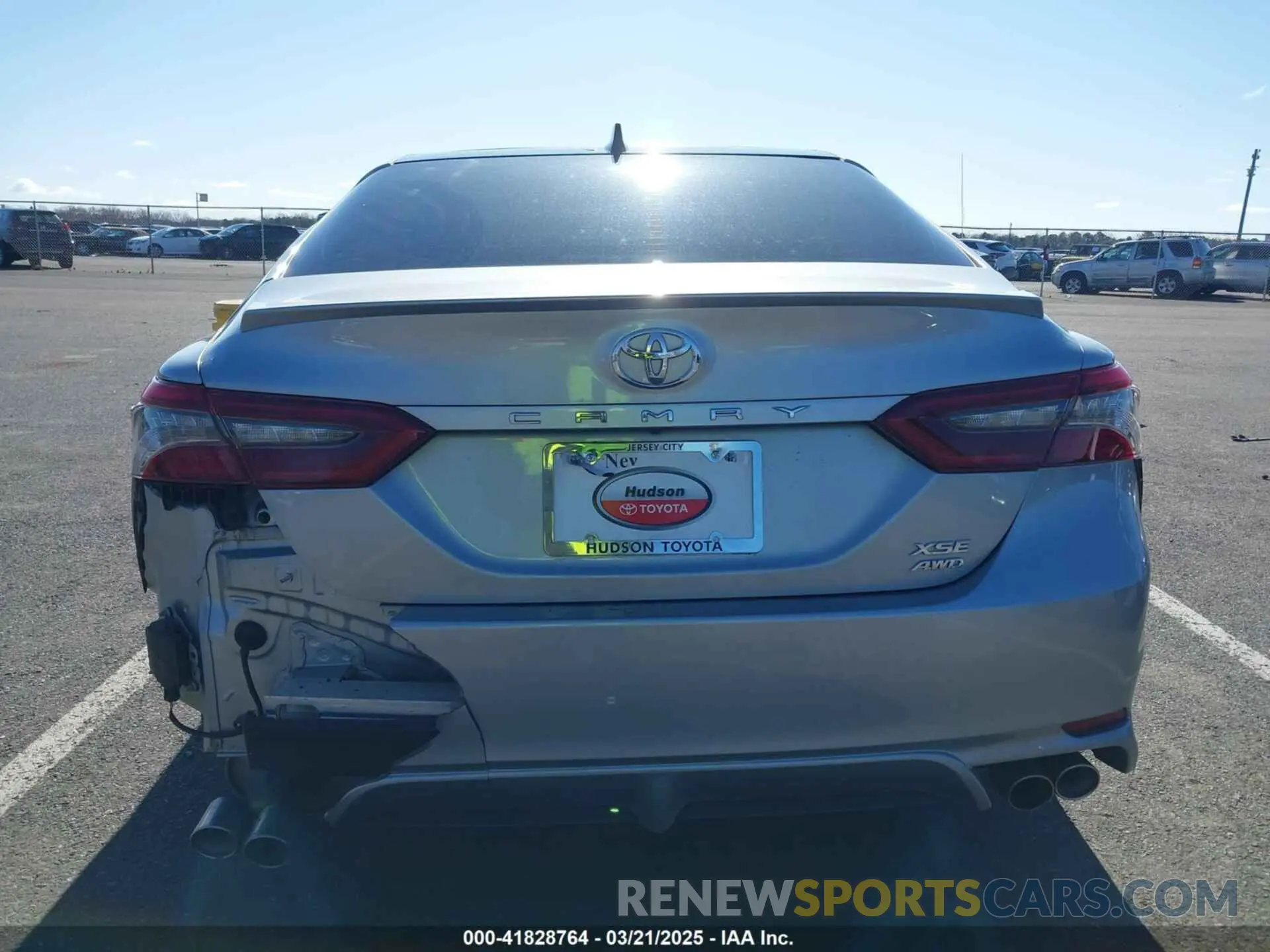 16 fotografías del automóvil dañado 4T1K61BKXMU037756 TOYOTA CAMRY 2021