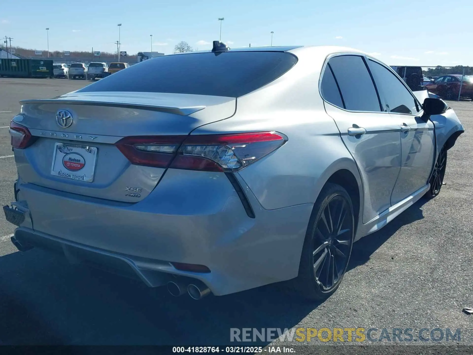 4 fotografías del automóvil dañado 4T1K61BKXMU037756 TOYOTA CAMRY 2021