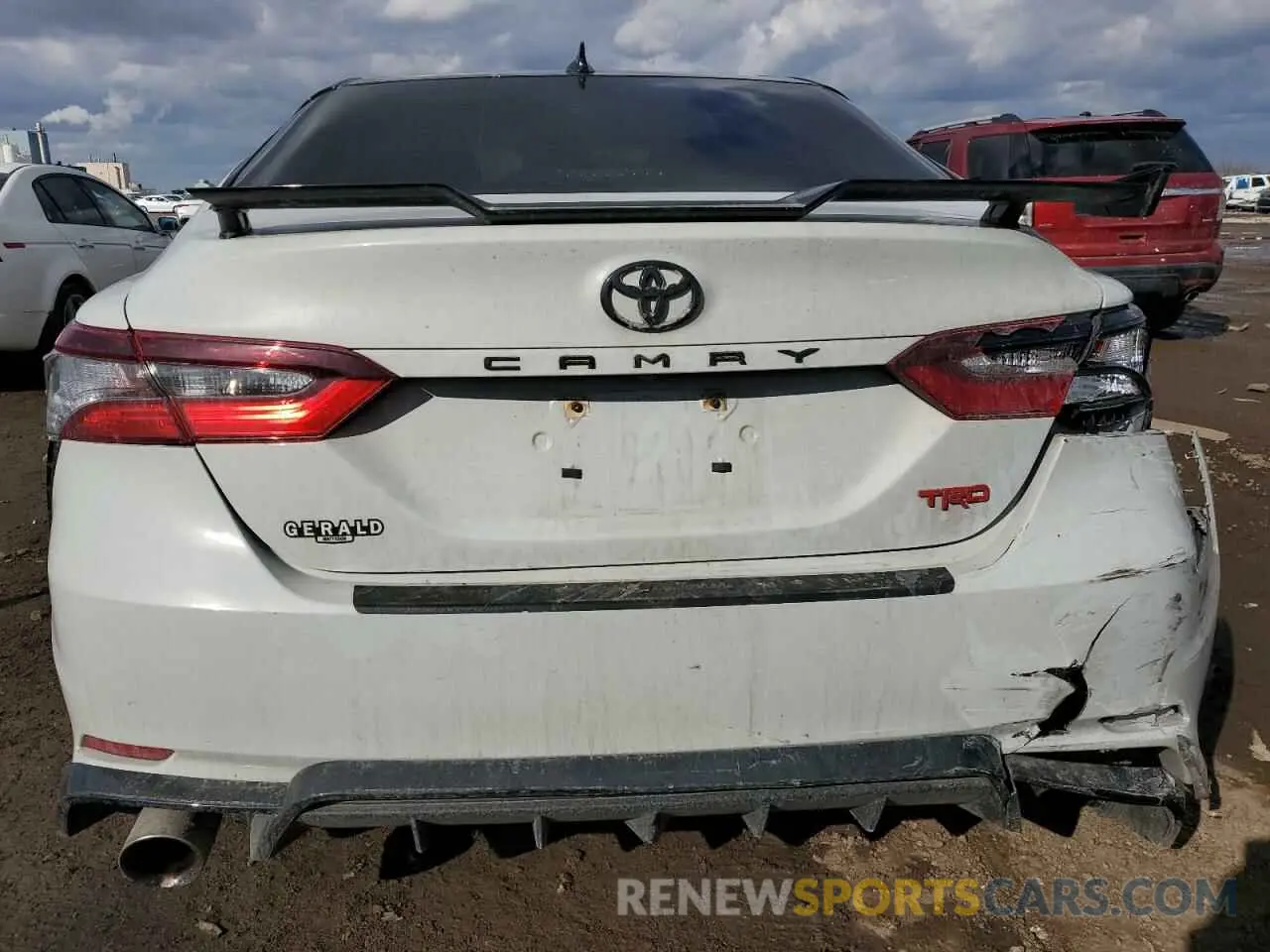 6 fotografías del automóvil dañado 4T1KZ1AK0MU056017 TOYOTA CAMRY 2021