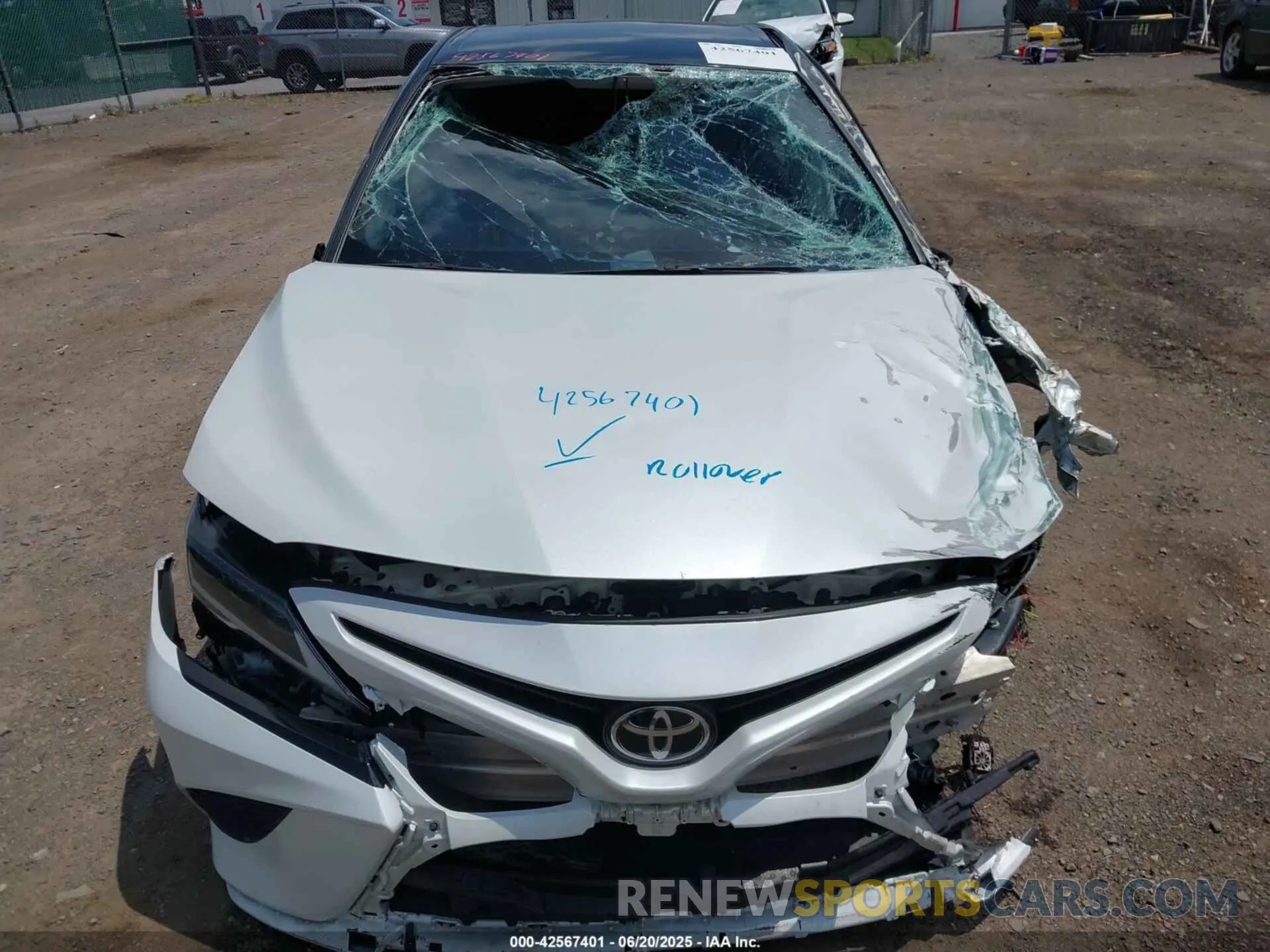 12 fotografías del automóvil dañado 4T1KZ1AK1MU050131 TOYOTA CAMRY 2021