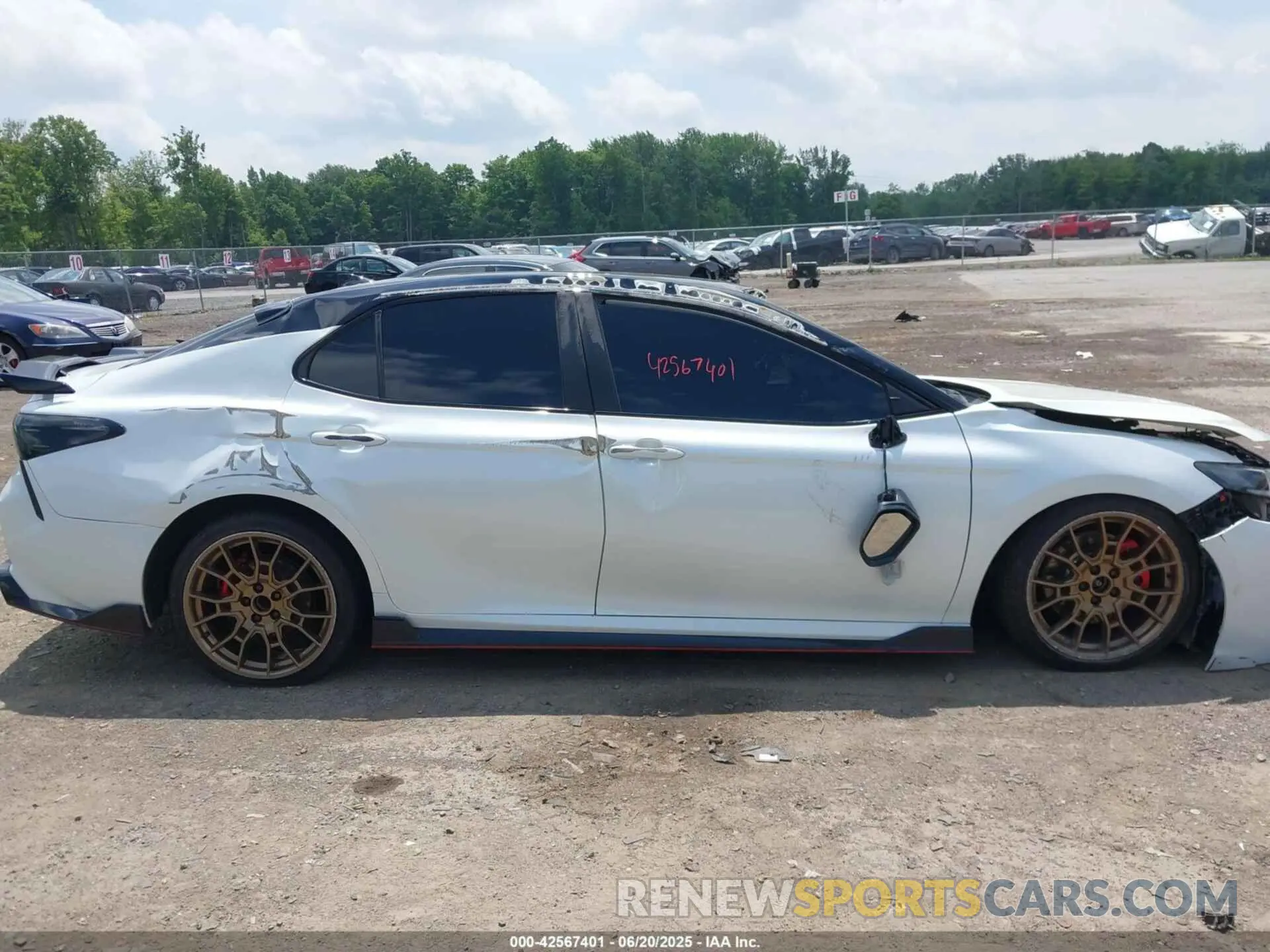 13 fotografías del automóvil dañado 4T1KZ1AK1MU050131 TOYOTA CAMRY 2021