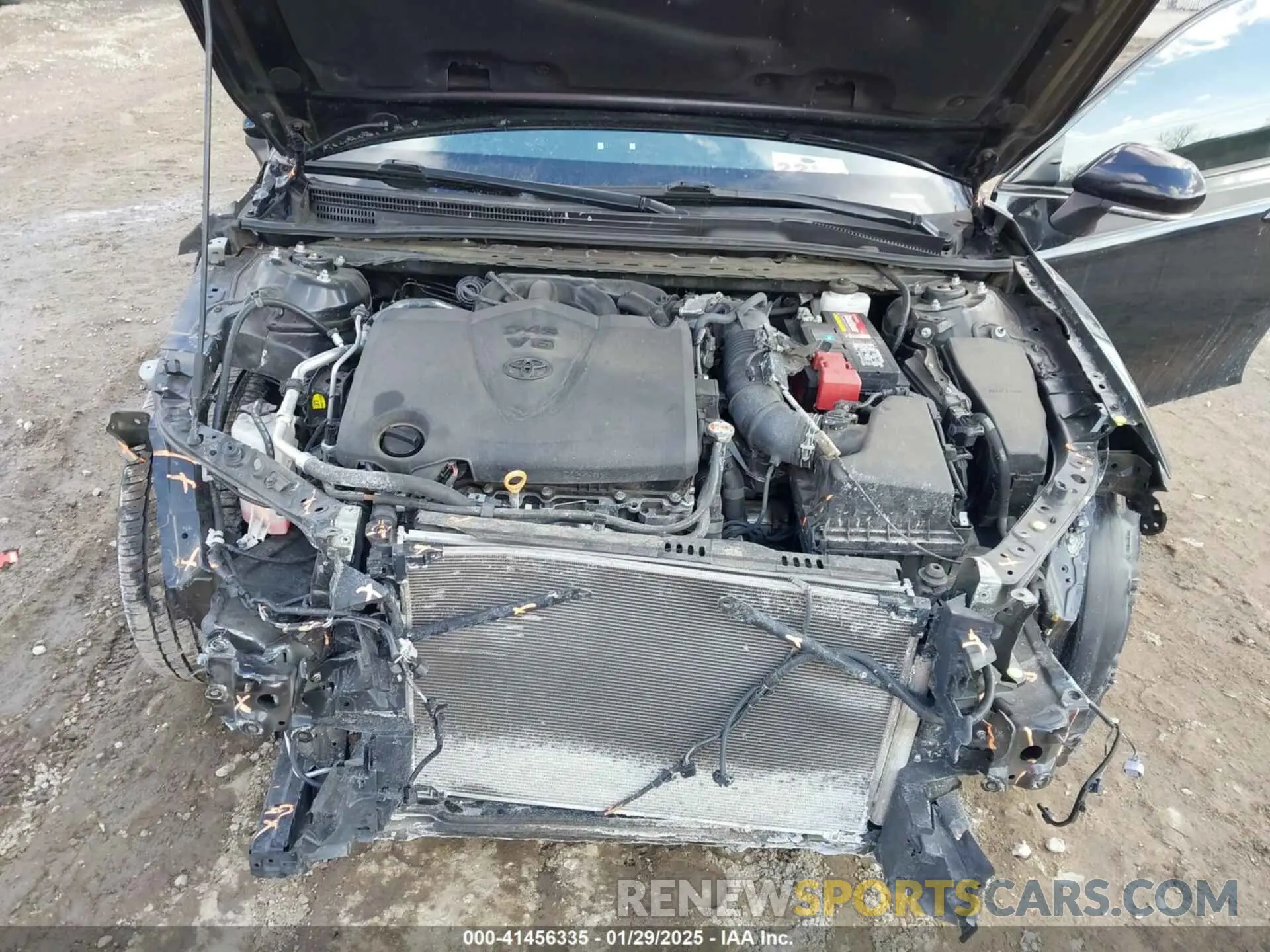 10 fotografías del automóvil dañado 4T1KZ1AK2MU052647 TOYOTA CAMRY 2021