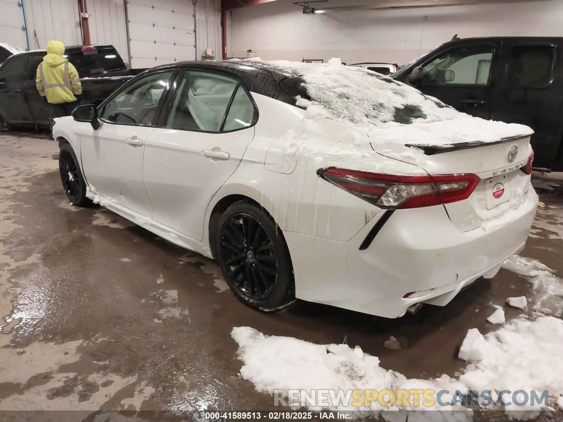 3 fotografías del automóvil dañado 4T1KZ1AK3MU055637 TOYOTA CAMRY 2021
