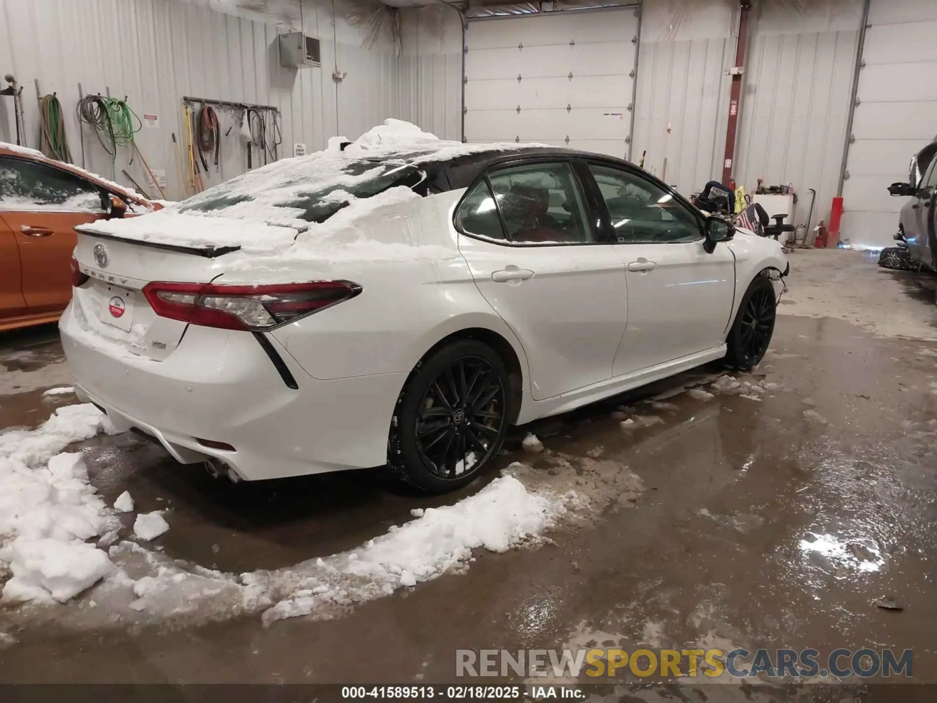 4 fotografías del automóvil dañado 4T1KZ1AK3MU055637 TOYOTA CAMRY 2021
