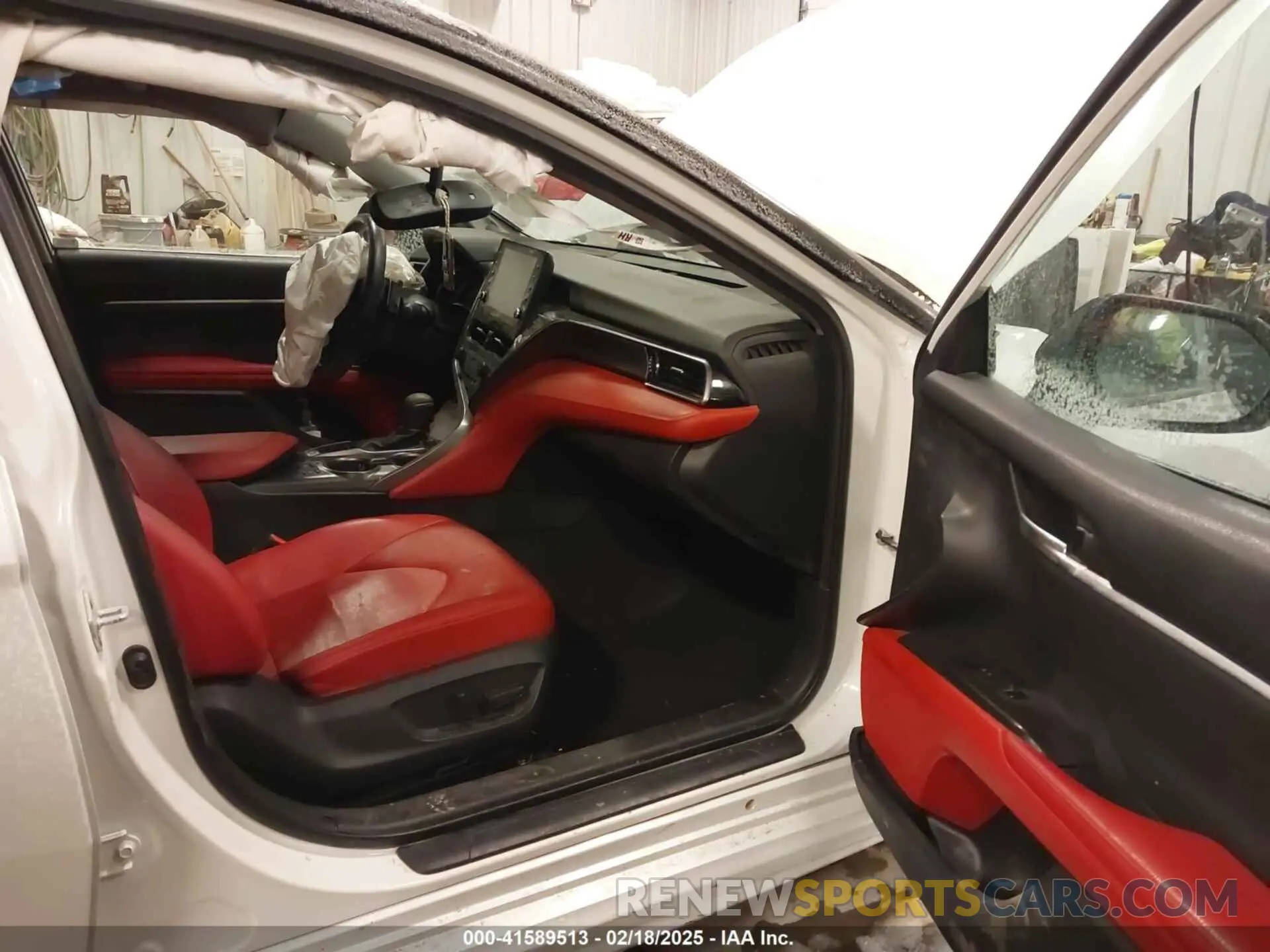 5 fotografías del automóvil dañado 4T1KZ1AK3MU055637 TOYOTA CAMRY 2021