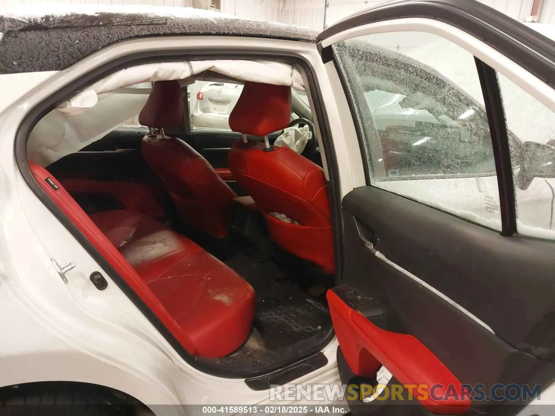 8 fotografías del automóvil dañado 4T1KZ1AK3MU055637 TOYOTA CAMRY 2021