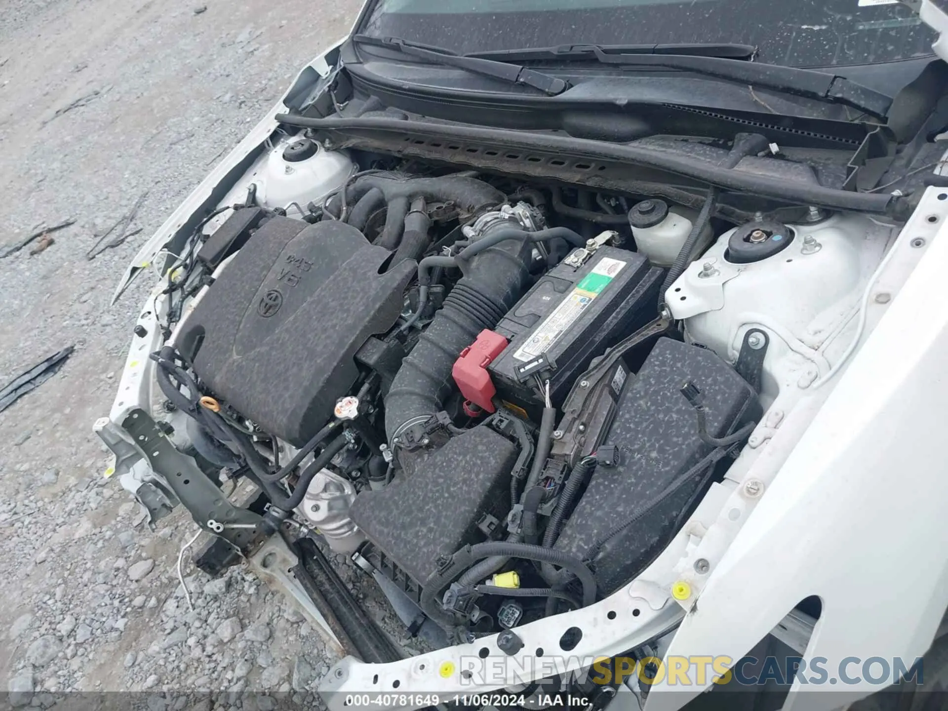 10 fotografías del automóvil dañado 4T1KZ1AK4MU049765 TOYOTA CAMRY 2021