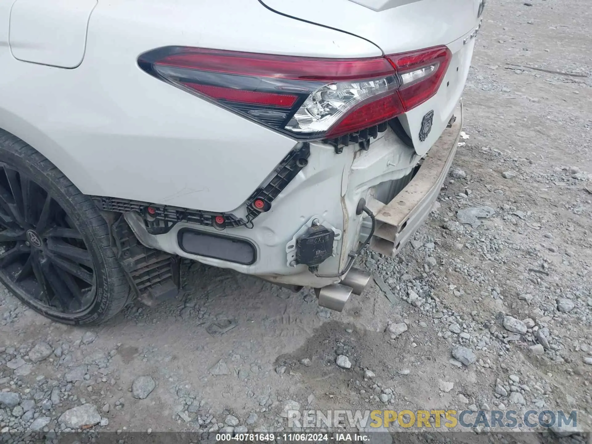 18 fotografías del automóvil dañado 4T1KZ1AK4MU049765 TOYOTA CAMRY 2021