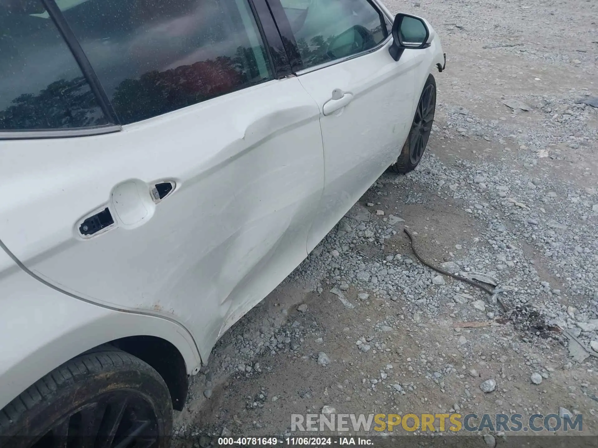 21 fotografías del automóvil dañado 4T1KZ1AK4MU049765 TOYOTA CAMRY 2021
