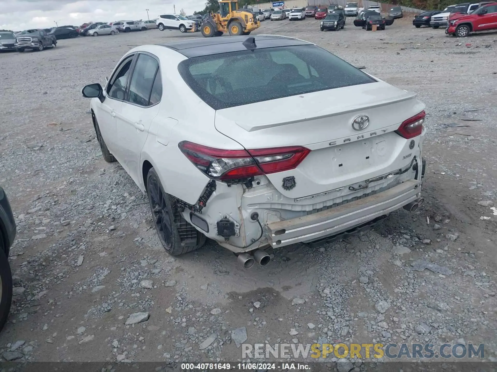 3 fotografías del automóvil dañado 4T1KZ1AK4MU049765 TOYOTA CAMRY 2021