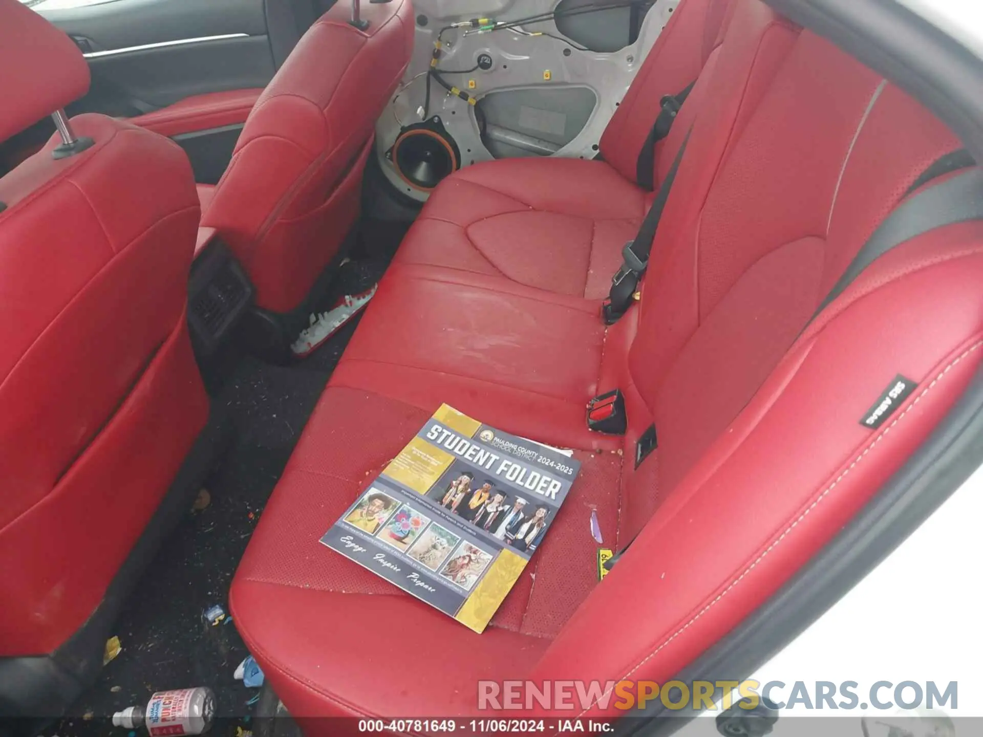 8 fotografías del automóvil dañado 4T1KZ1AK4MU049765 TOYOTA CAMRY 2021