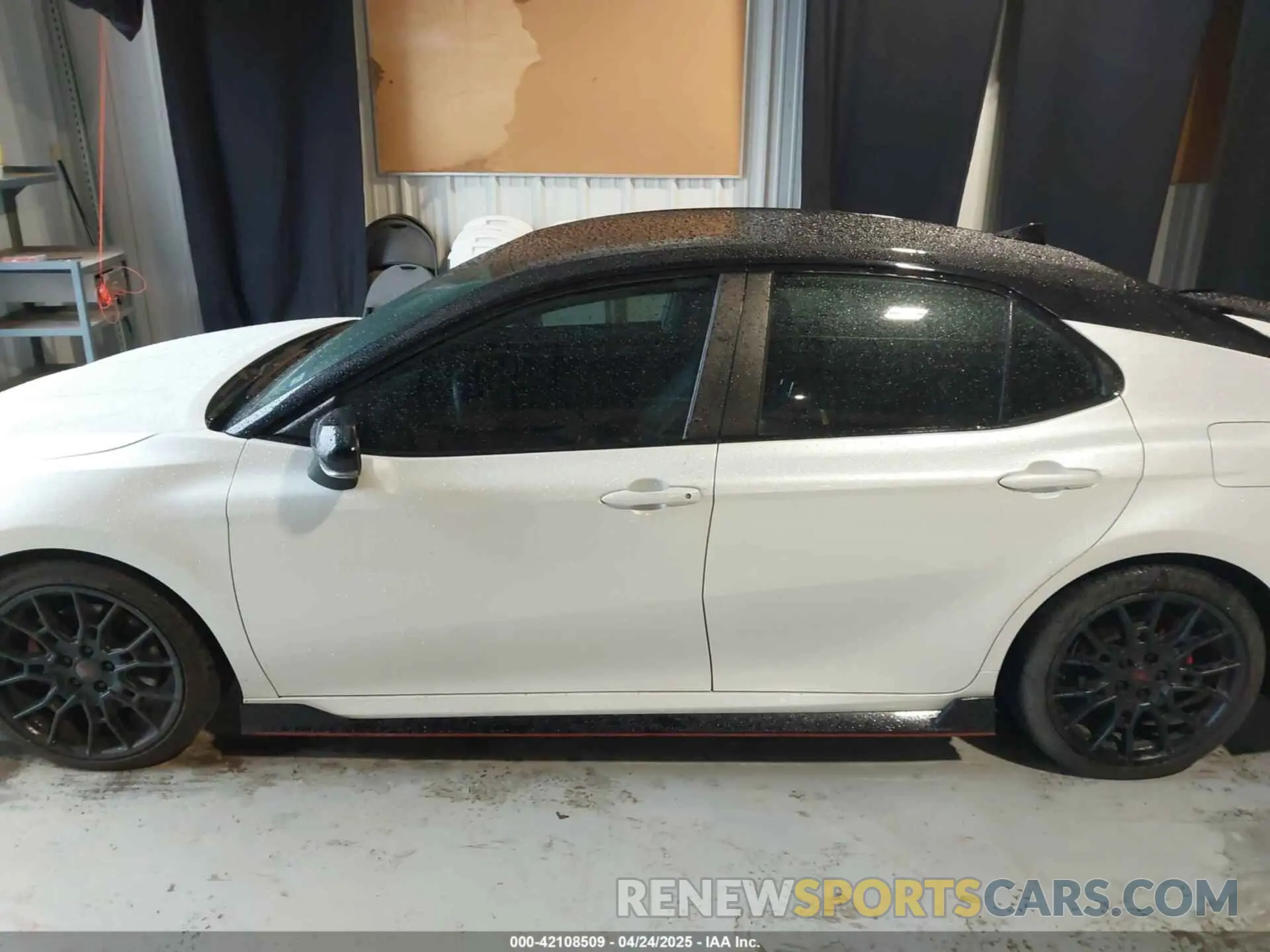 14 fotografías del automóvil dañado 4T1KZ1AK4MU053699 TOYOTA CAMRY 2021