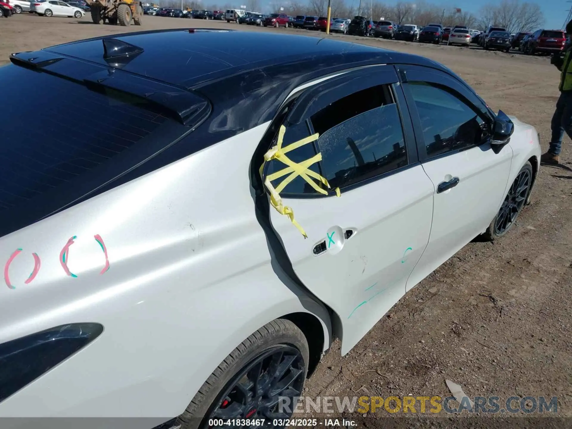 17 fotografías del automóvil dañado 4T1KZ1AK4MU055498 TOYOTA CAMRY 2021