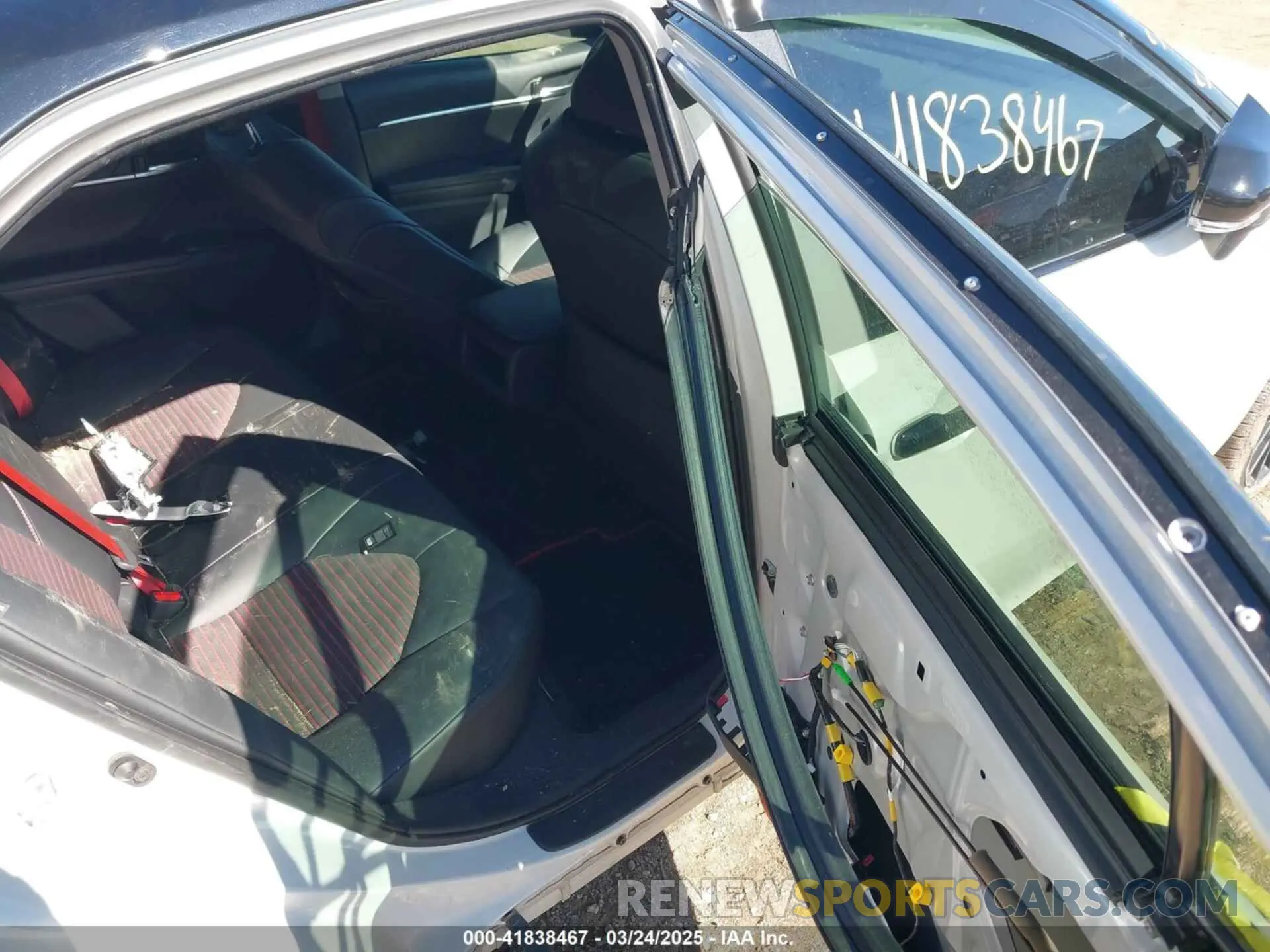 8 fotografías del automóvil dañado 4T1KZ1AK4MU055498 TOYOTA CAMRY 2021