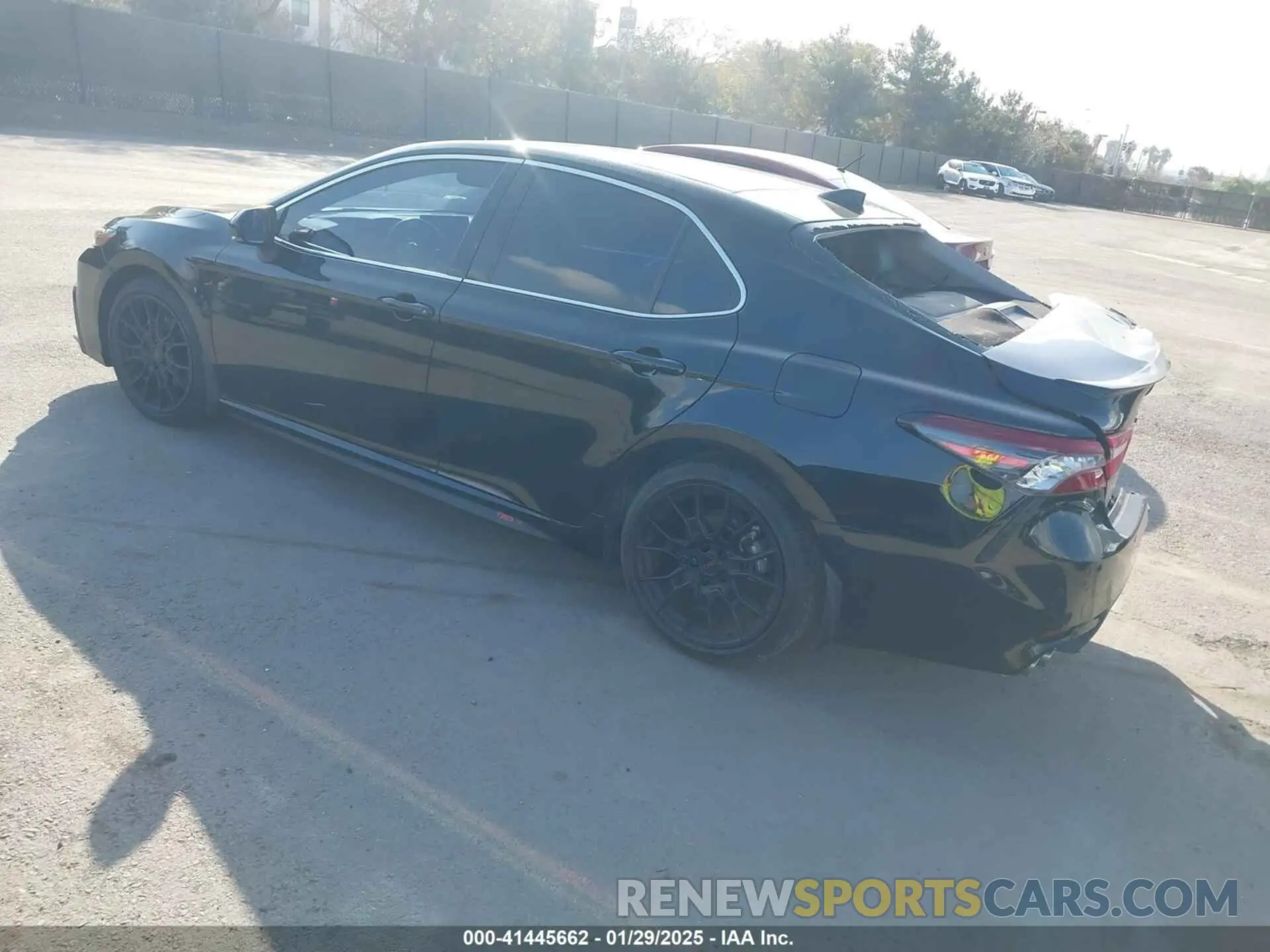 3 fotografías del automóvil dañado 4T1KZ1AK4MU058885 TOYOTA CAMRY 2021