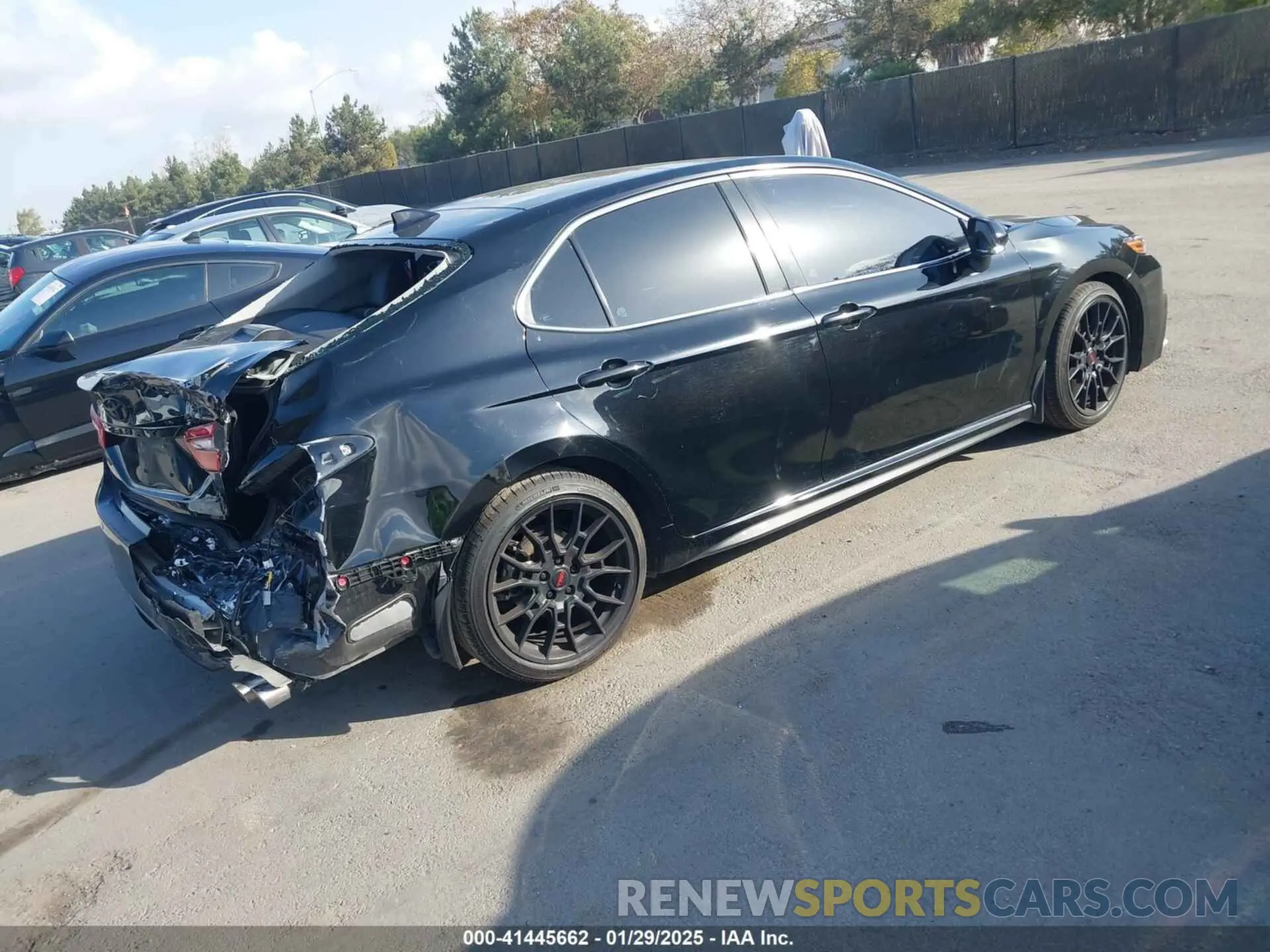 4 fotografías del automóvil dañado 4T1KZ1AK4MU058885 TOYOTA CAMRY 2021