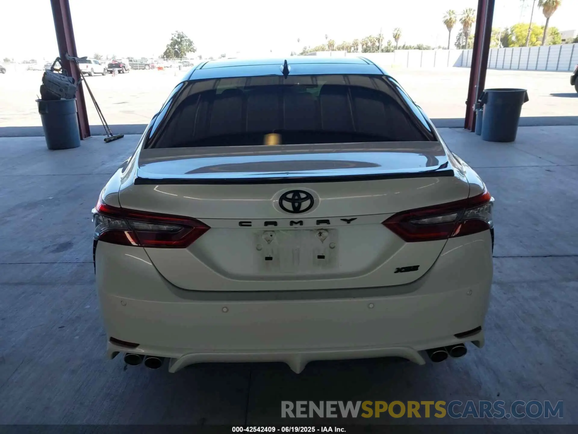 17 fotografías del automóvil dañado 4T1KZ1AK6MU056703 TOYOTA CAMRY 2021