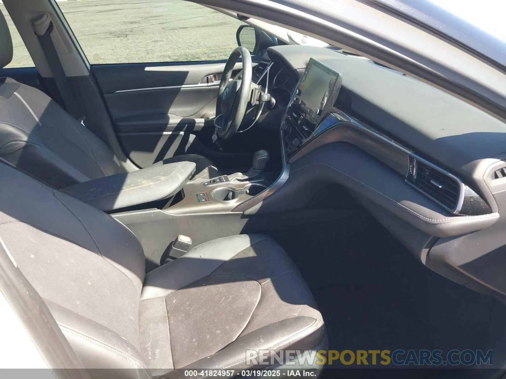 5 fotografías del automóvil dañado 4T1KZ1AK7MU055026 TOYOTA CAMRY 2021