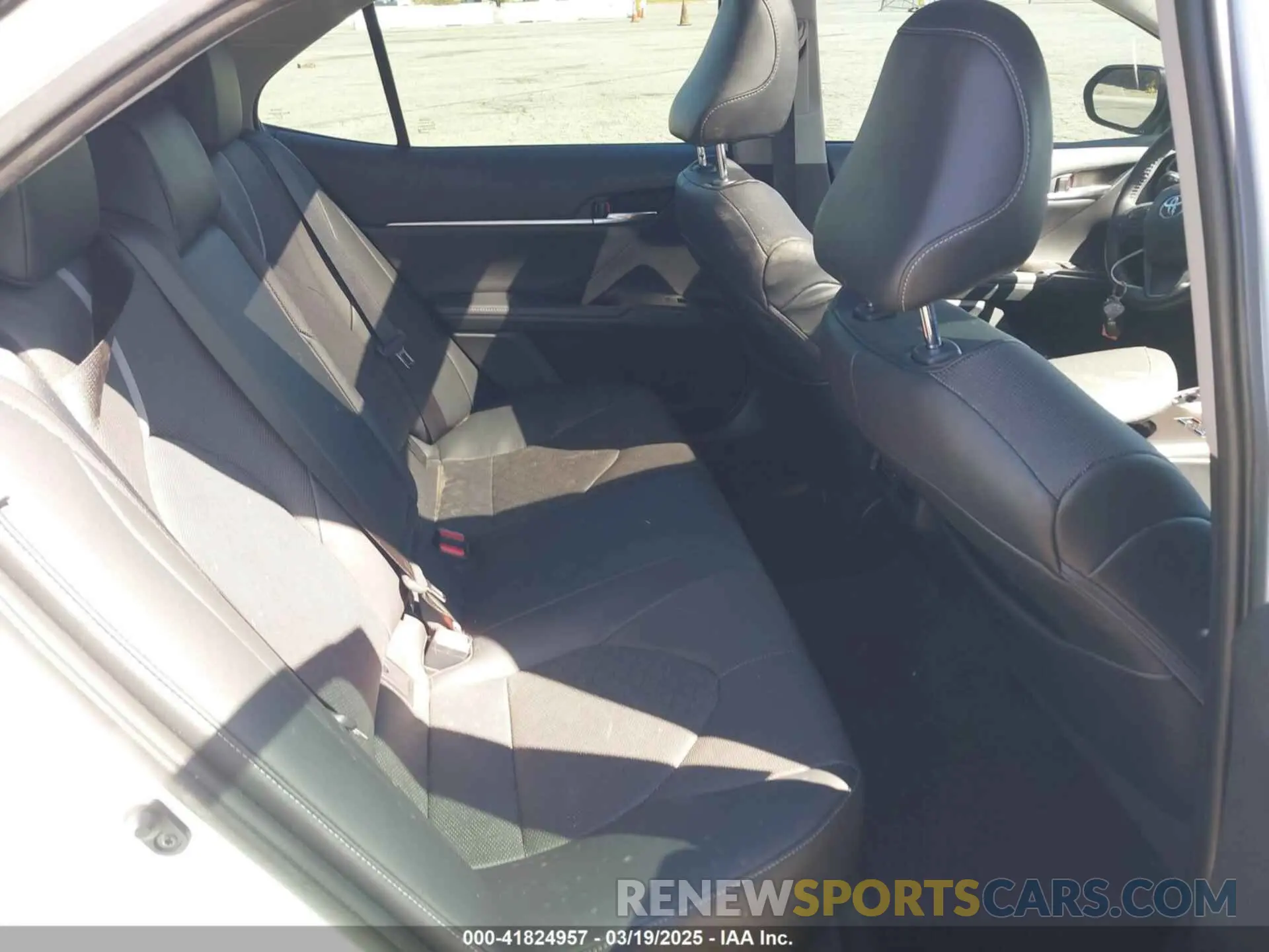 8 fotografías del automóvil dañado 4T1KZ1AK7MU055026 TOYOTA CAMRY 2021