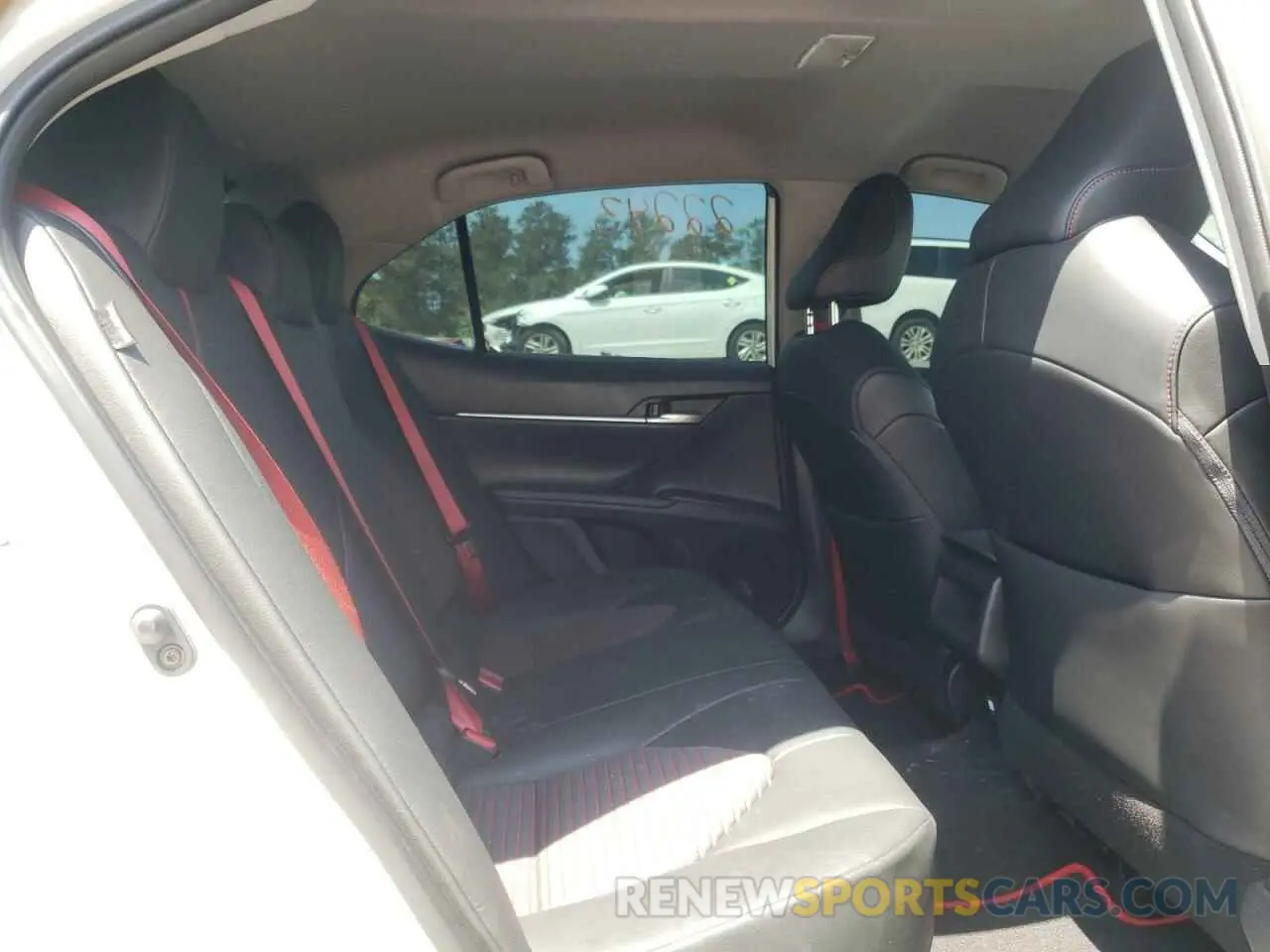 6 fotografías del automóvil dañado 4T1KZ1AK8MU052863 TOYOTA CAMRY 2021