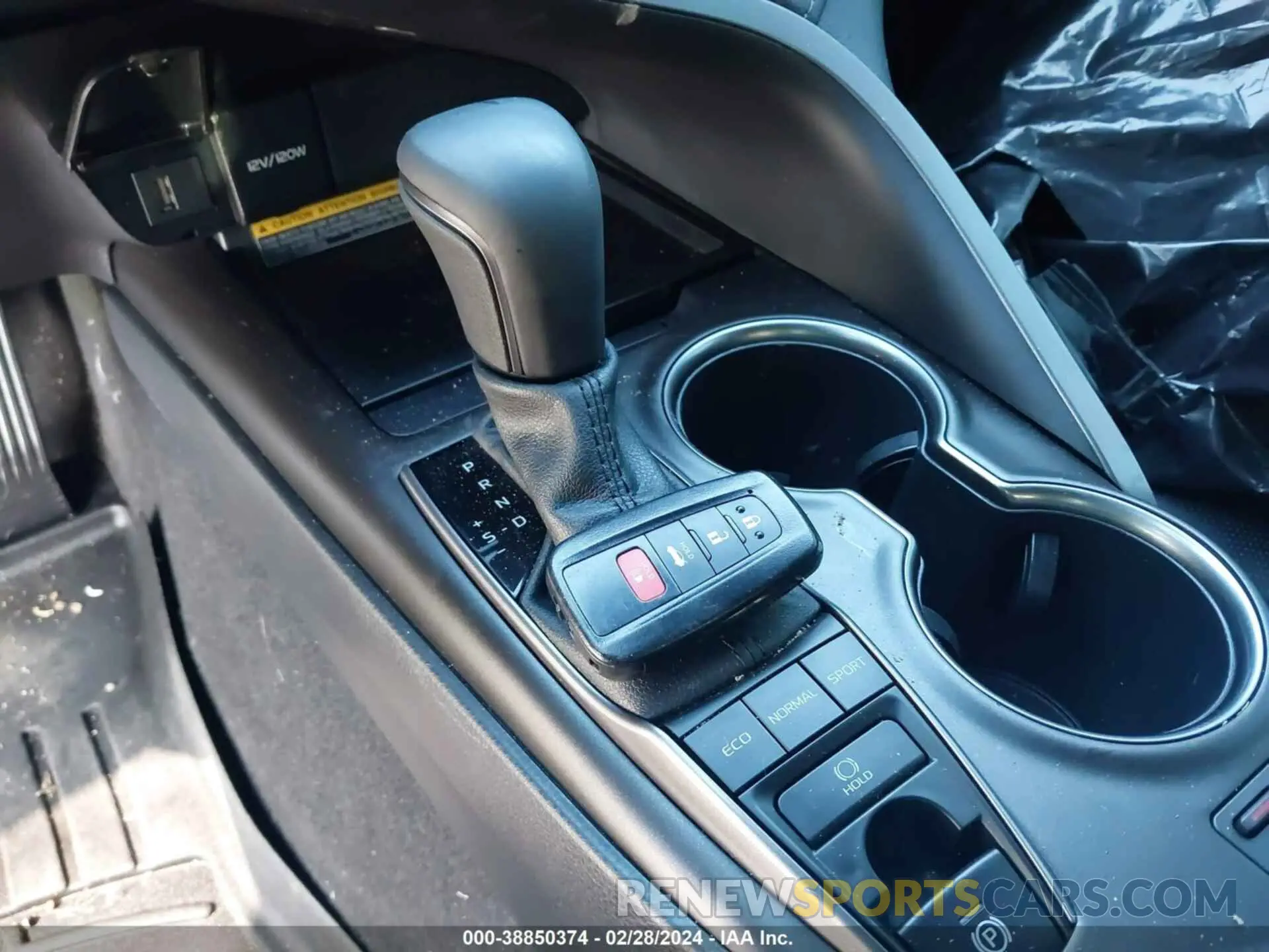 11 fotografías del automóvil dañado 4T1KZ1AK8MU058680 TOYOTA CAMRY 2021