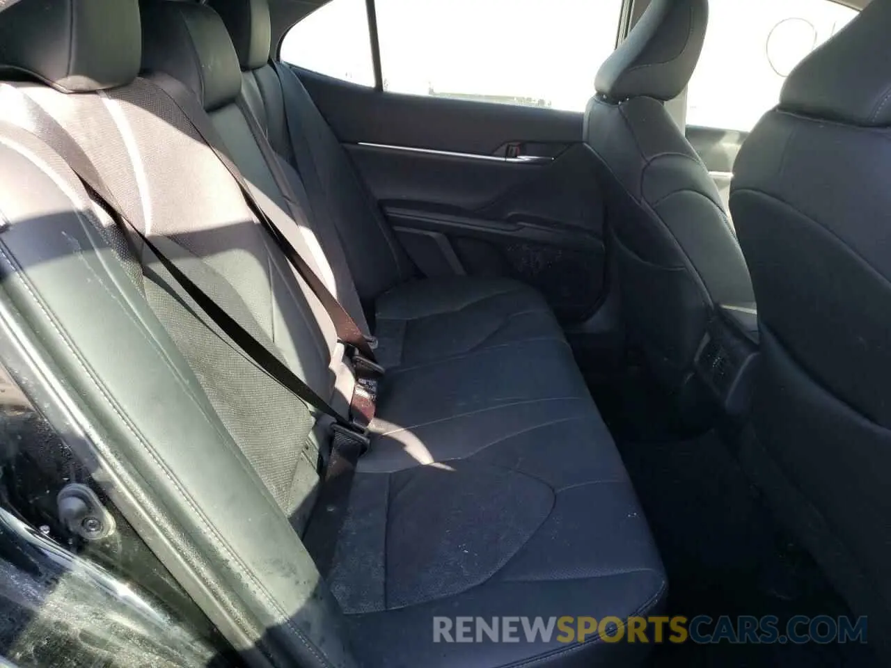 6 fotografías del automóvil dañado 4T1KZ1AK9MU051172 TOYOTA CAMRY 2021