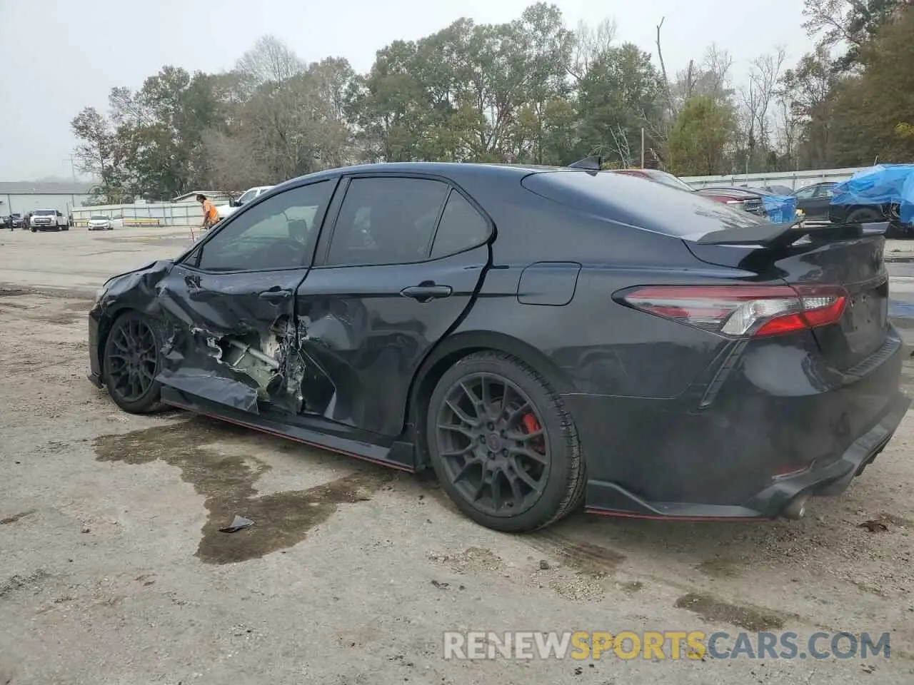 2 fotografías del automóvil dañado 4T1KZ1AKXMU048992 TOYOTA CAMRY 2021