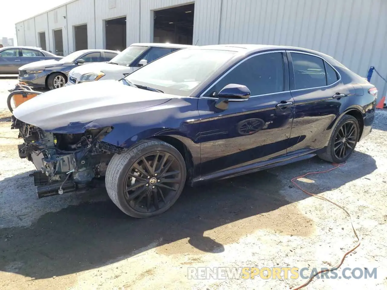 1 fotografías del automóvil dañado 4T1KZ1AKXMU058633 TOYOTA CAMRY 2021