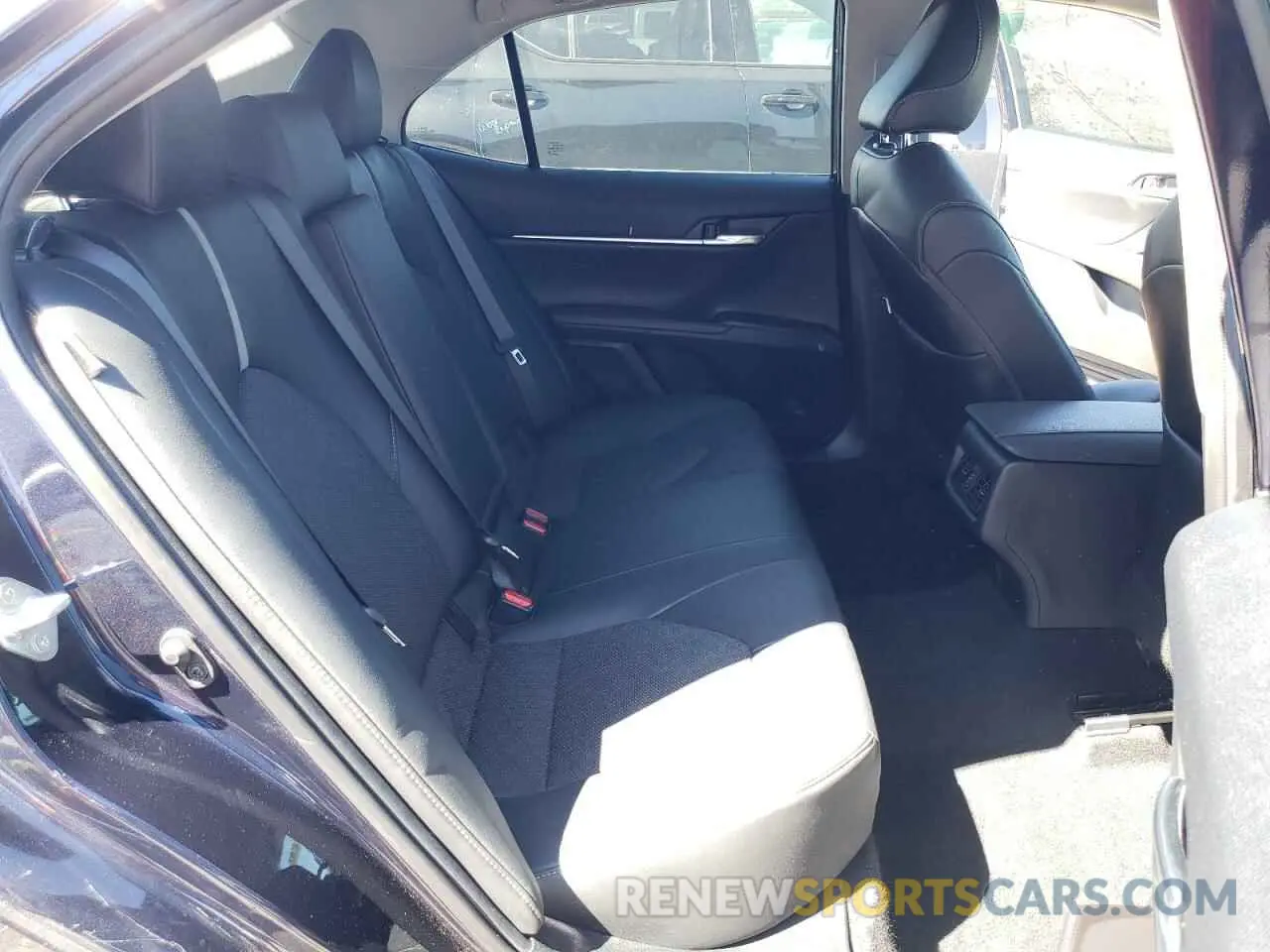10 fotografías del automóvil dañado 4T1KZ1AKXMU058633 TOYOTA CAMRY 2021