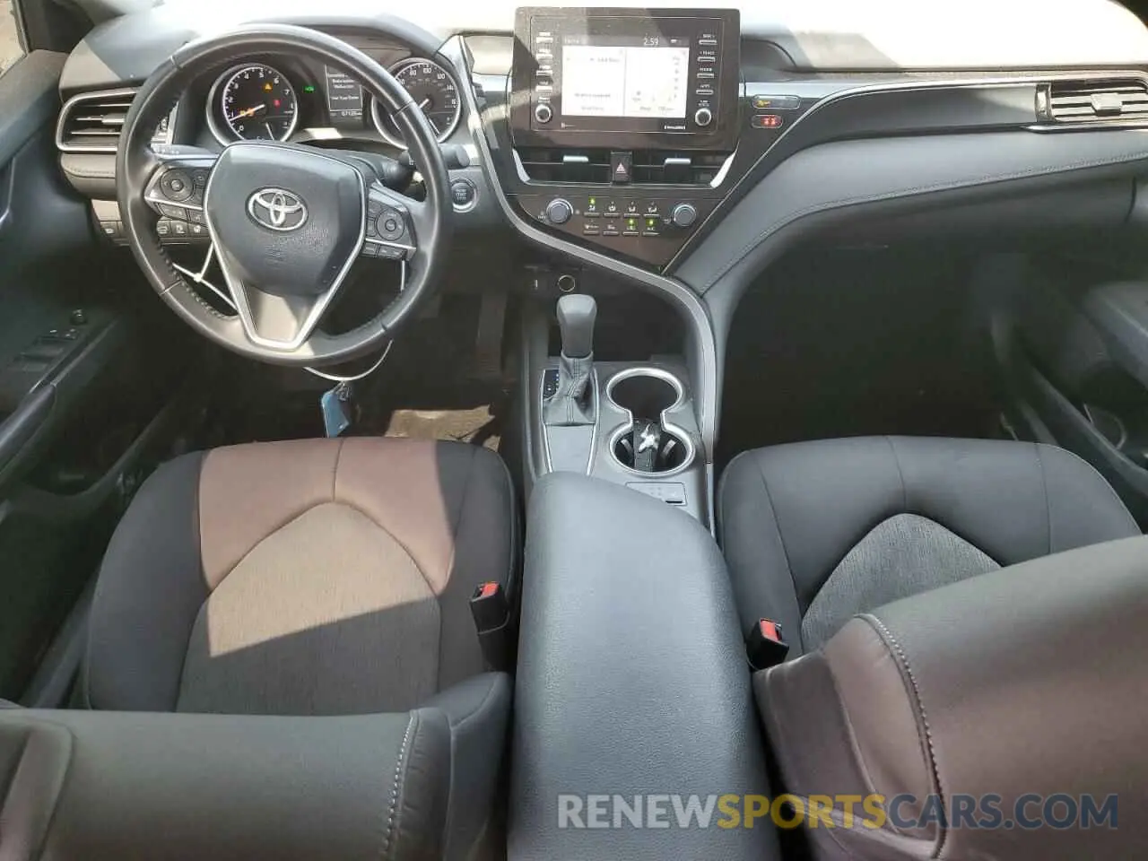 8 fotografías del automóvil dañado 4T1R11AK1MU430589 TOYOTA CAMRY 2021