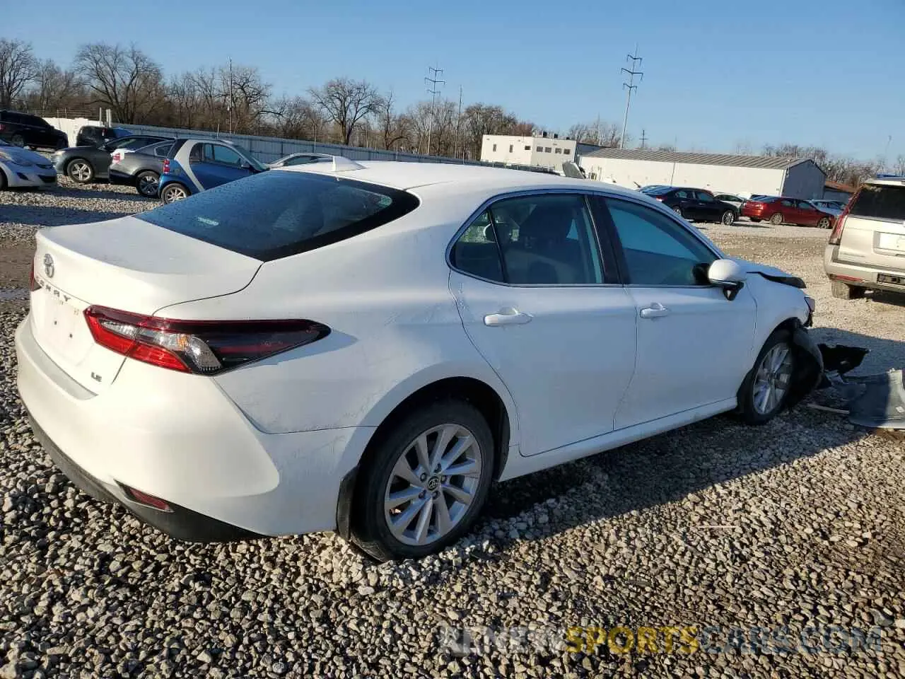 3 fotografías del automóvil dañado 4T1R11AK2MU532337 TOYOTA CAMRY 2021