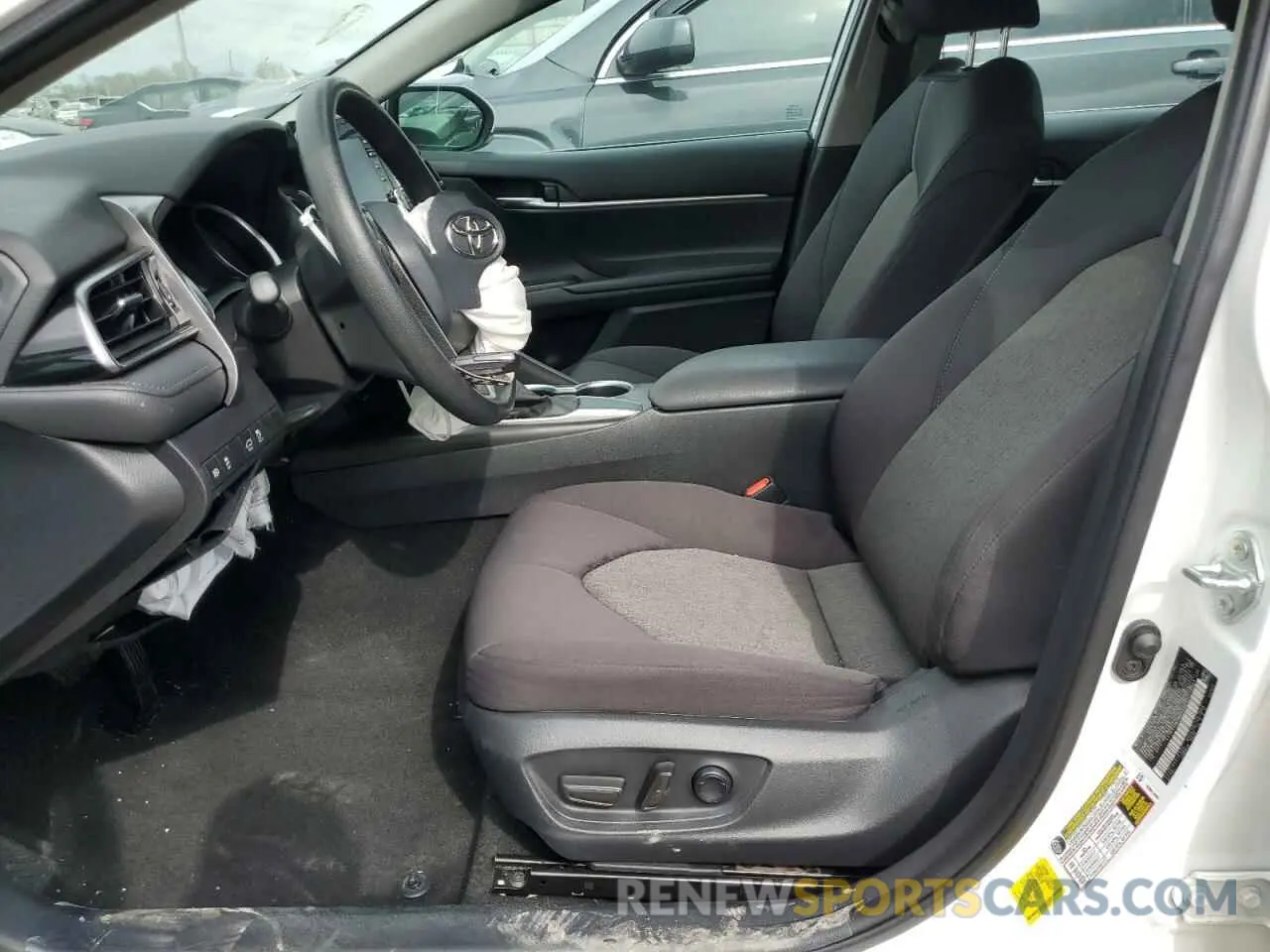 7 fotografías del automóvil dañado 4T1R11AK2MU532337 TOYOTA CAMRY 2021