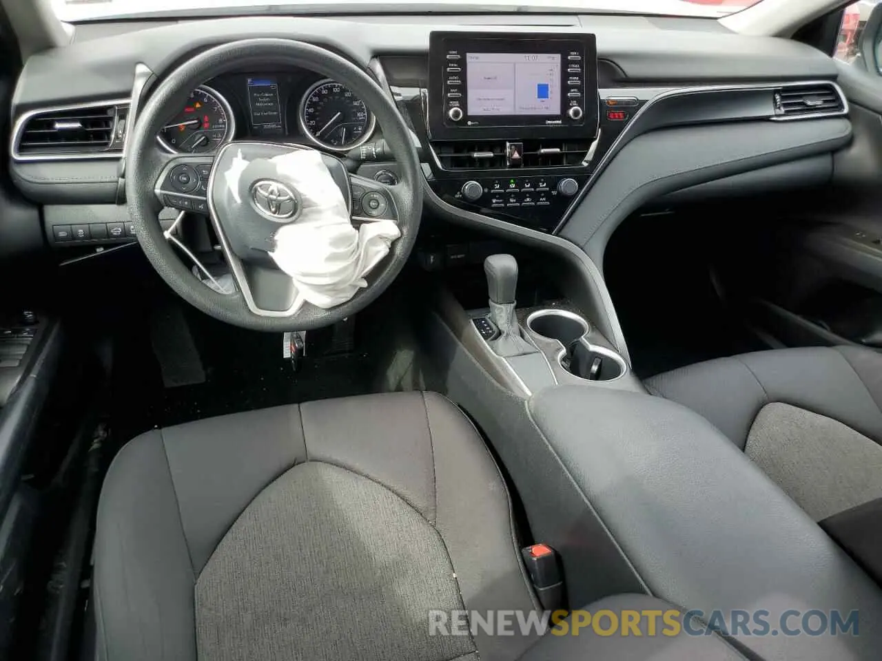 8 fotografías del automóvil dañado 4T1R11AK2MU532337 TOYOTA CAMRY 2021