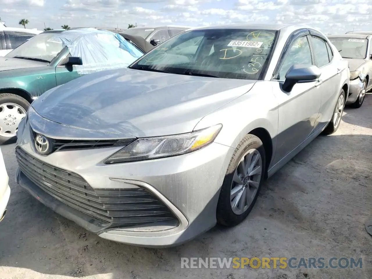 2 fotografías del automóvil dañado 4T1R11AK3MU403698 TOYOTA CAMRY 2021